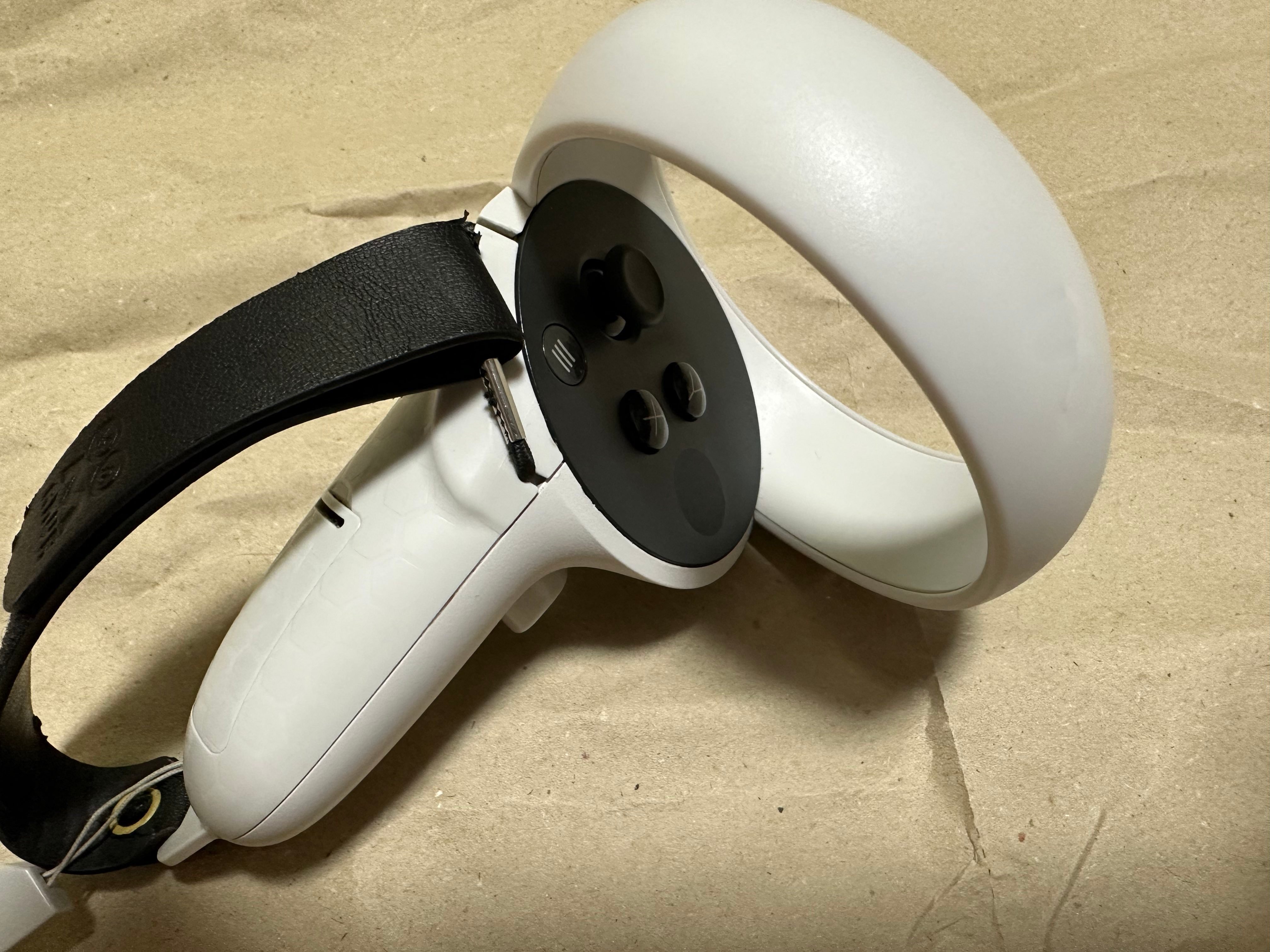 Quest2のコントローラーがドリフトし出したので、ジョイスティック部分