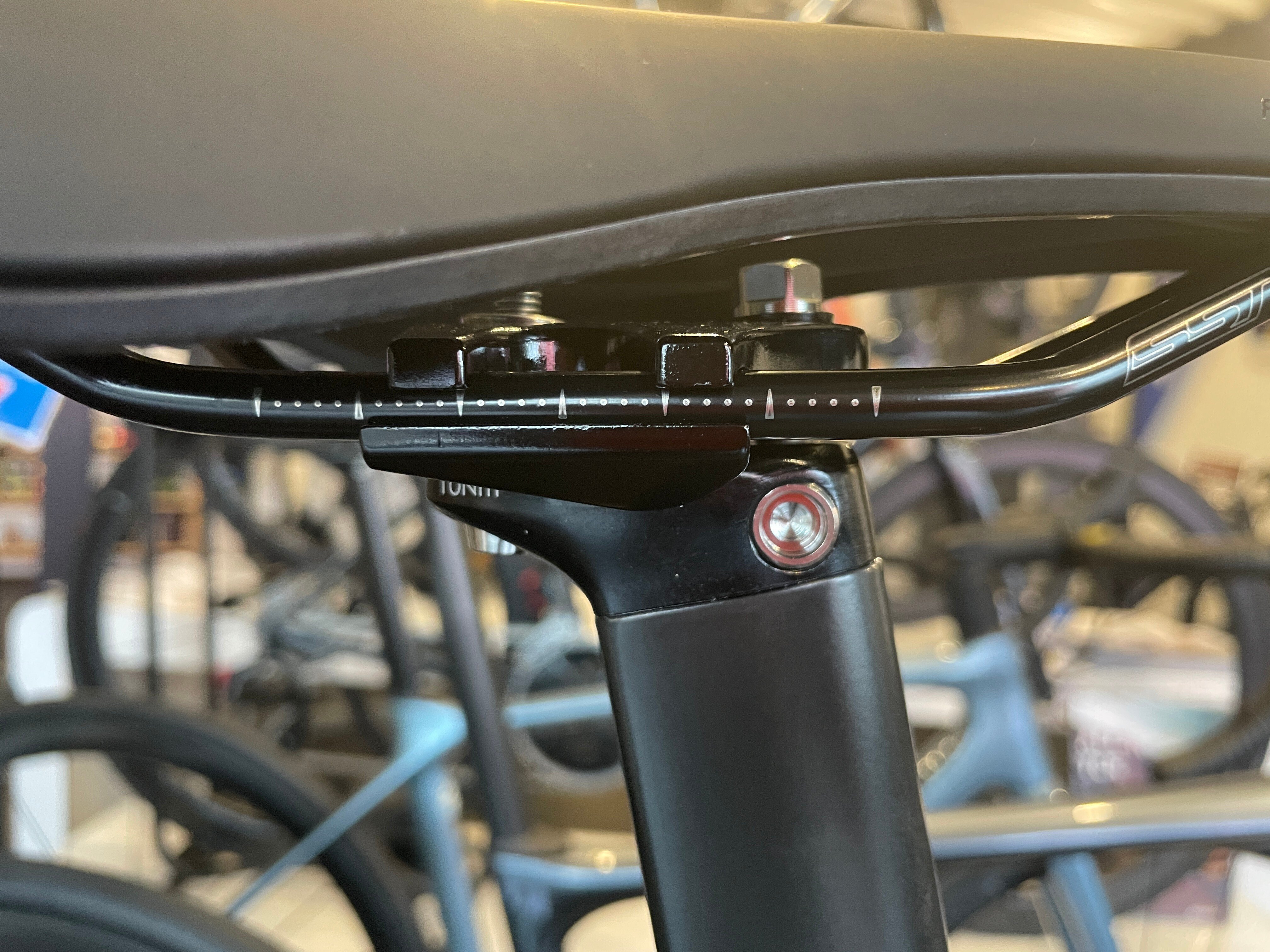 新製品】GIANT 2023 PROPEL用 TRI COCKPIT エアロバー使えます