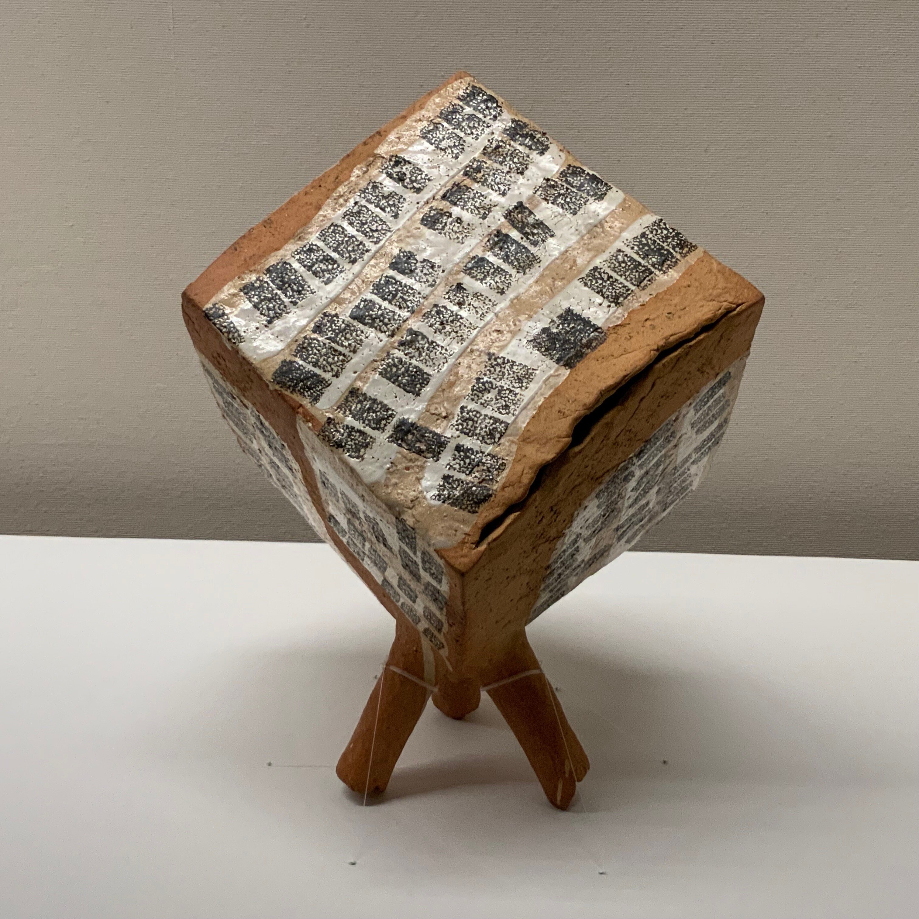 現代・前衛・陶芸〉我々は皆やがて土へと還る／「走泥社再考ー前衛陶芸