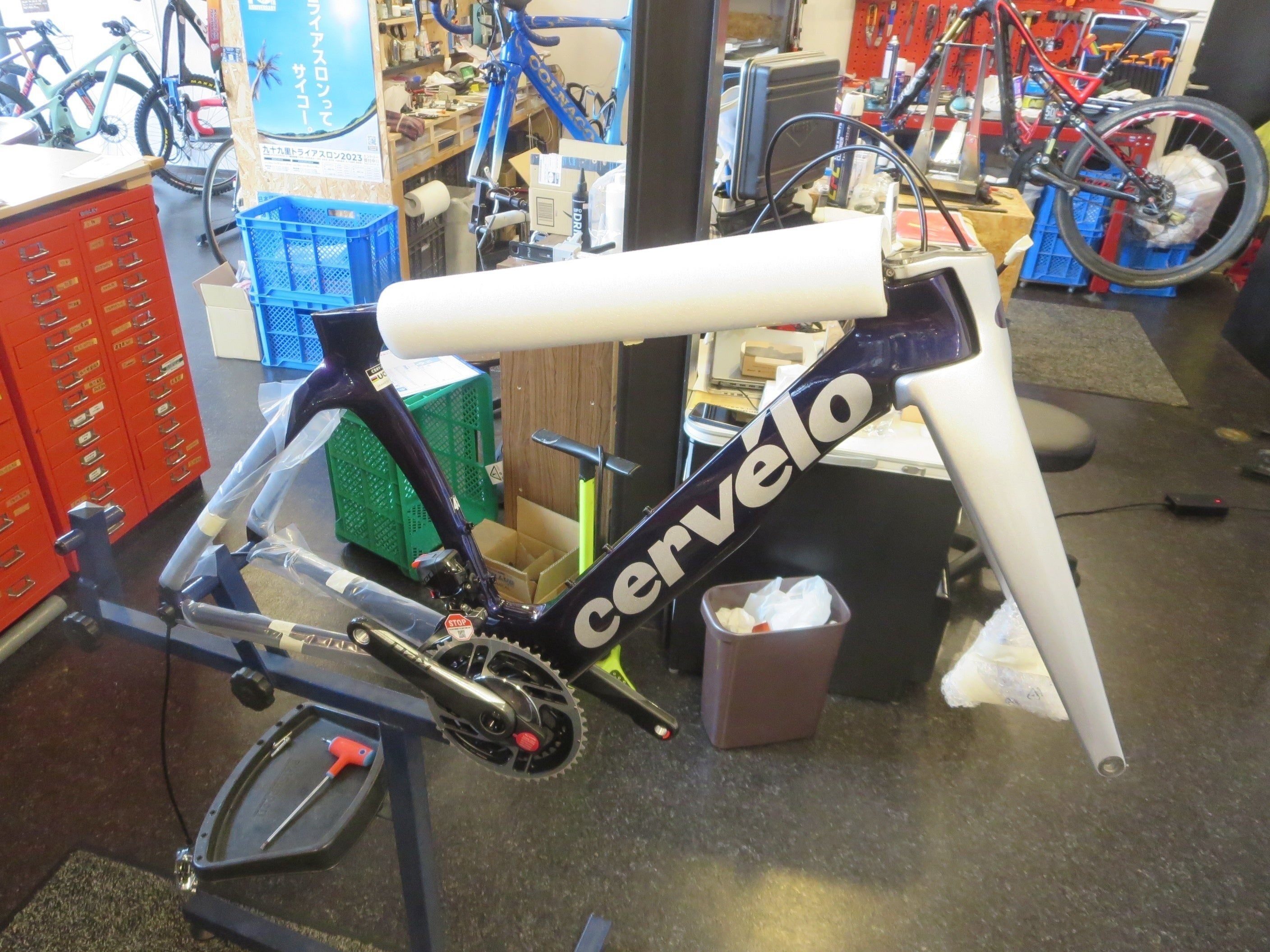 店頭在庫限定 スペシャルオファー』Cervelo S5 DISC フレームセット