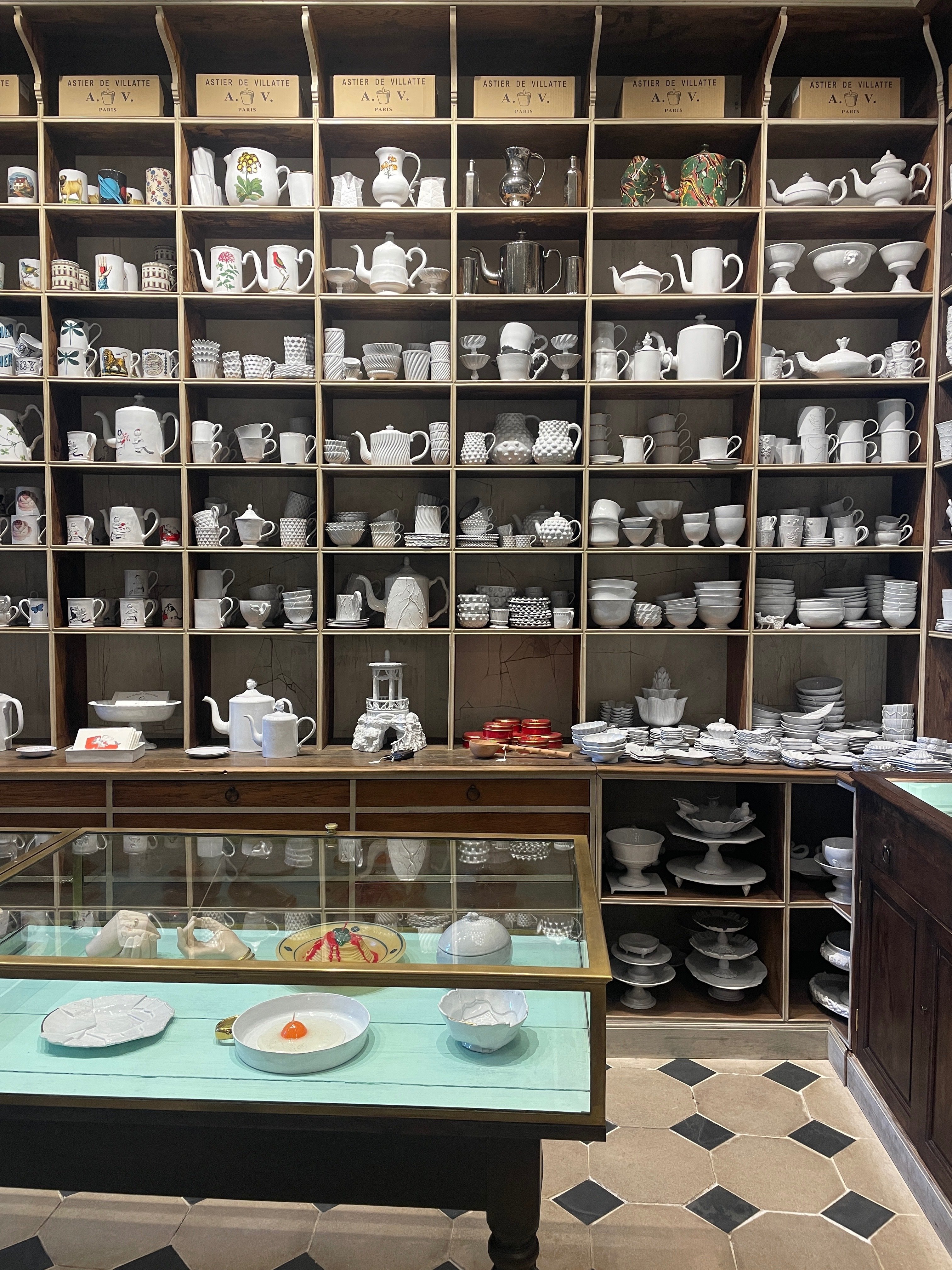 アスティエ・ド・ヴィラット（Astier de Villatte）：白の釉薬が美しい