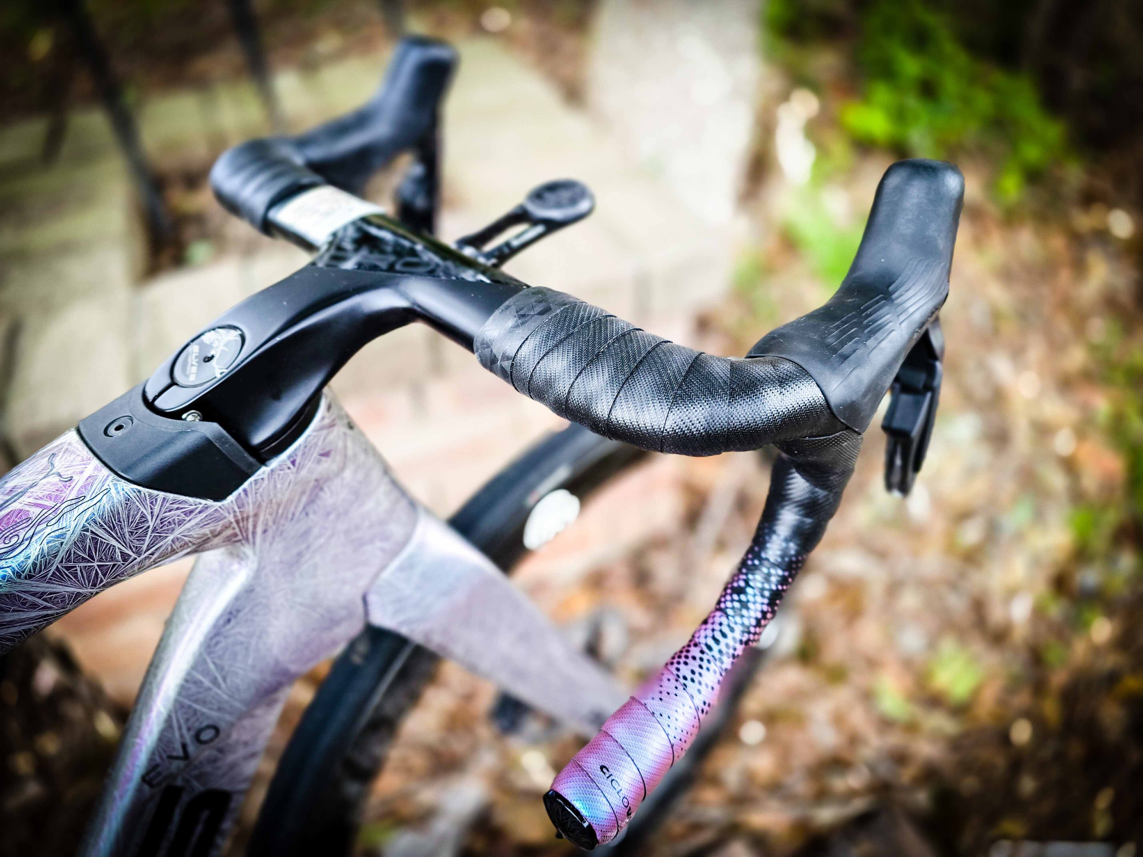 エアロダイナミクスと人間工学を融合した「オロメ エアロエヴォ