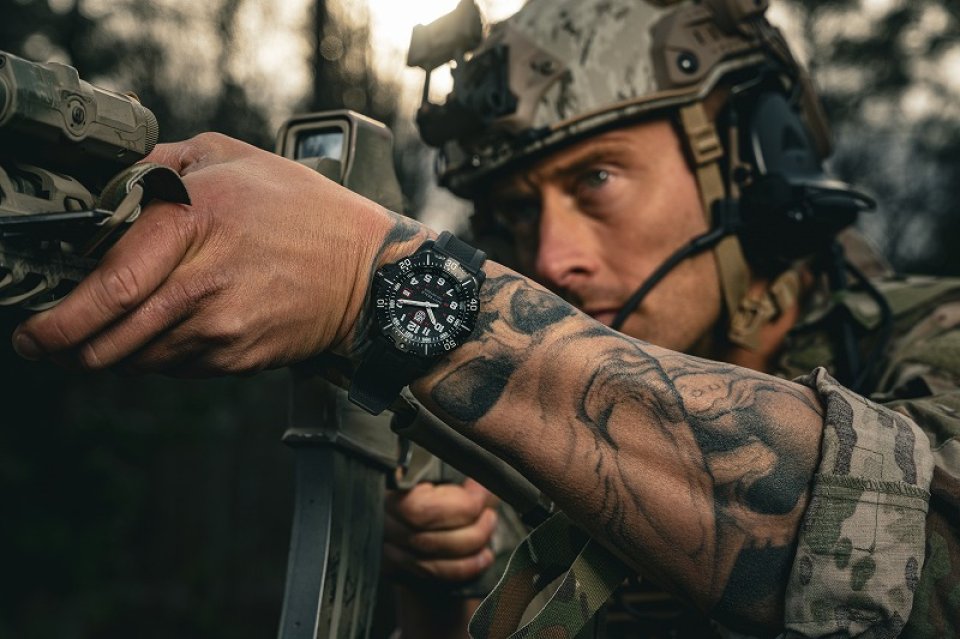 ルミノックスの伝統「ネイビーシールズモデル」の最新作～文字盤の