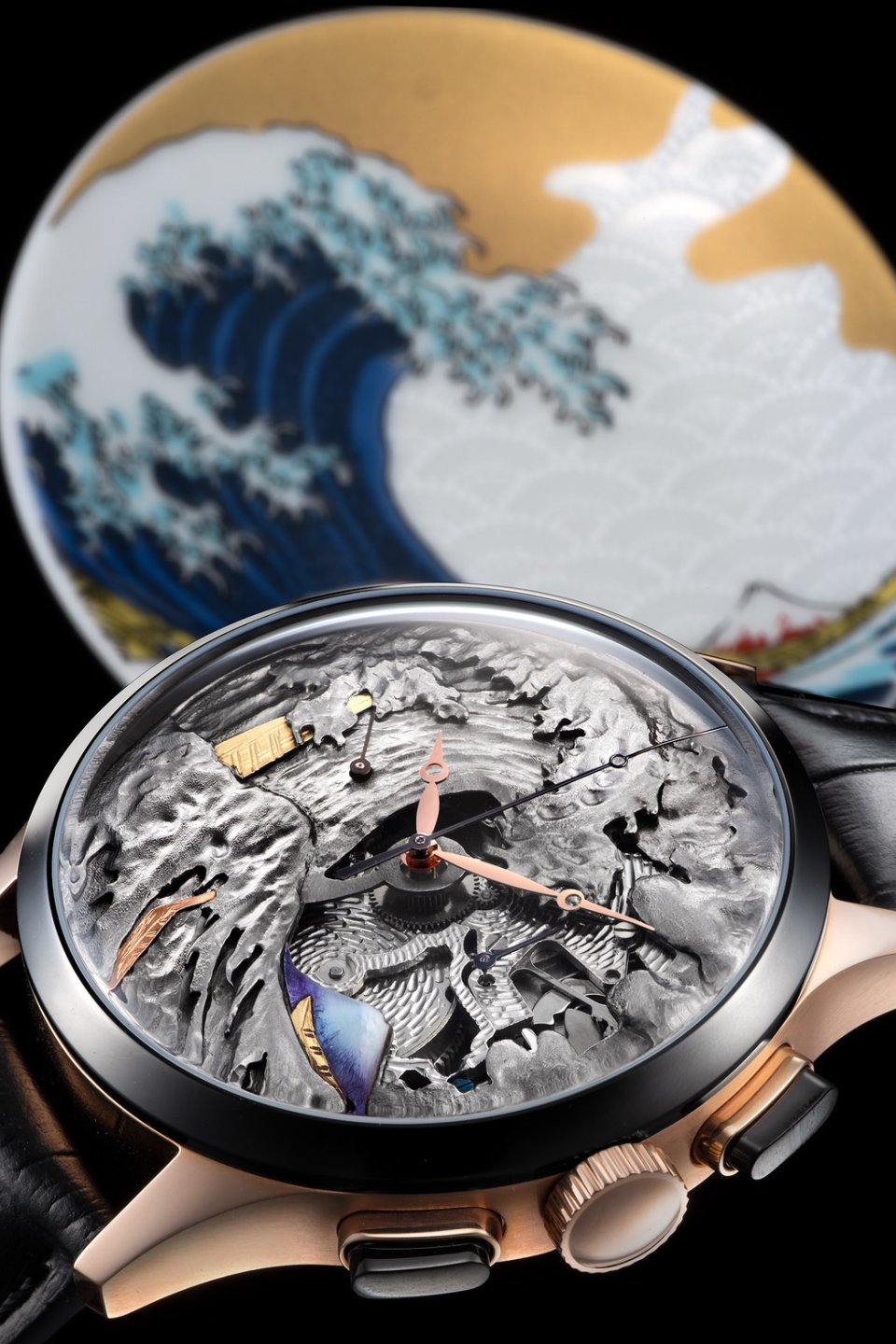 シュトゥルマンスキーから葛飾北斎を手作業でエングレーヴした芸術的