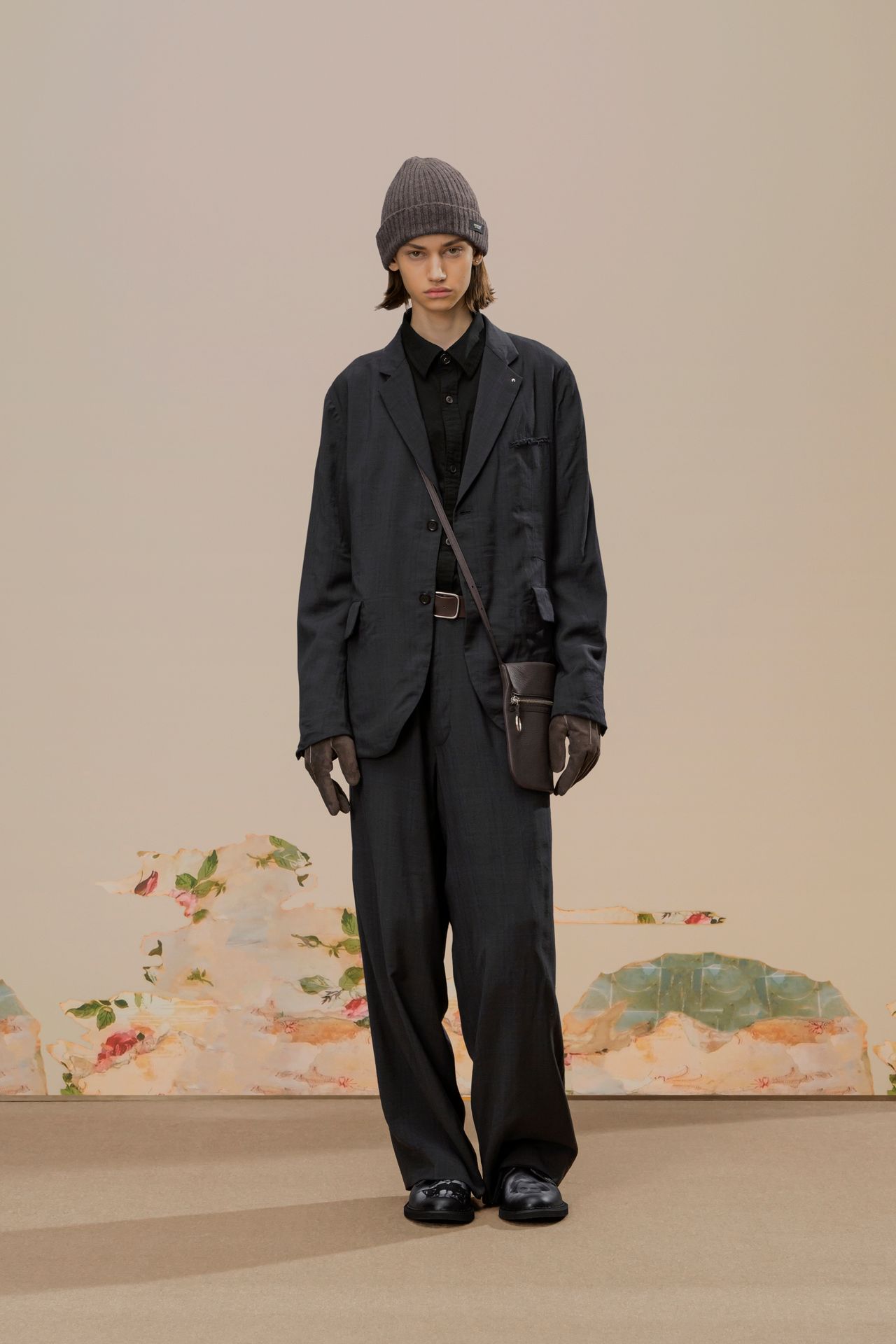 Undercover Spring 2004 Ready-to-Wear Collection | Vogue