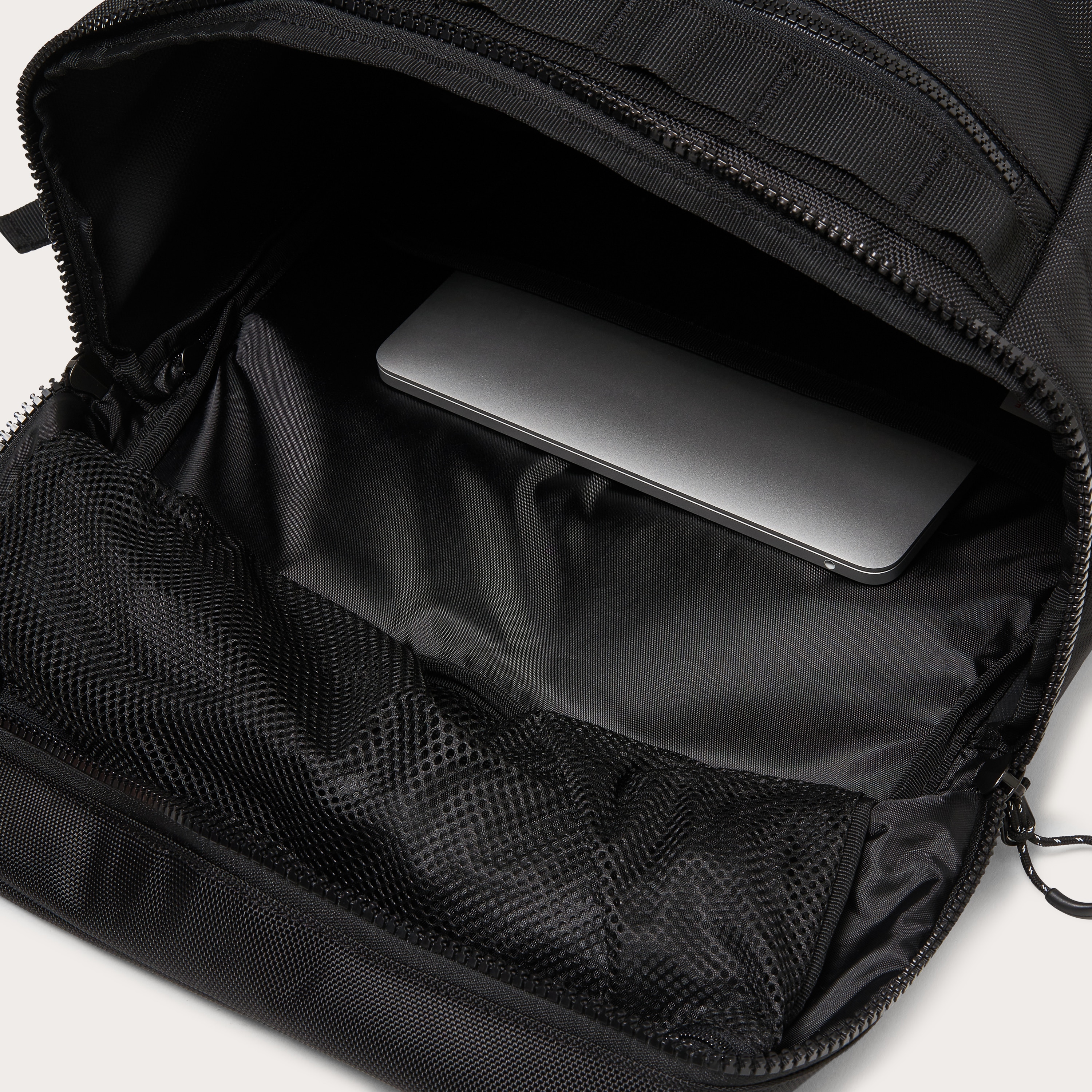 Oakley Enhance LT Boxpack Xl 8.0 Fw - Black | Oakley® US