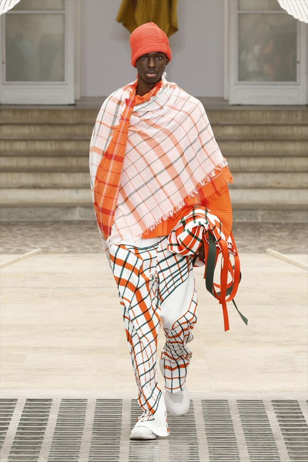 HOMME PLISSÉ ISSEY MIYAKE ／オム プリッセ イッセイ ミヤケ