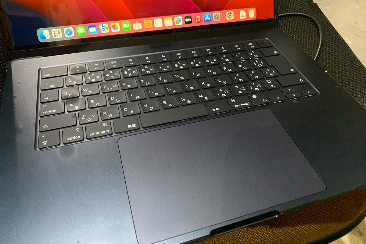ジャンク品マニア】MacBook Air 13 M2 2023 キーボード水没修理