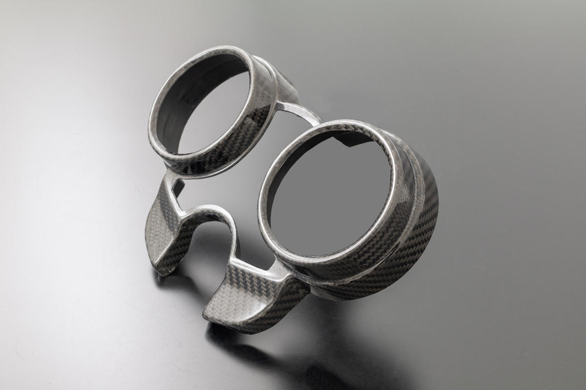 ≪Z900RS ”カーボンモデリングシリーズ” 新作登場！≫ | ニュース