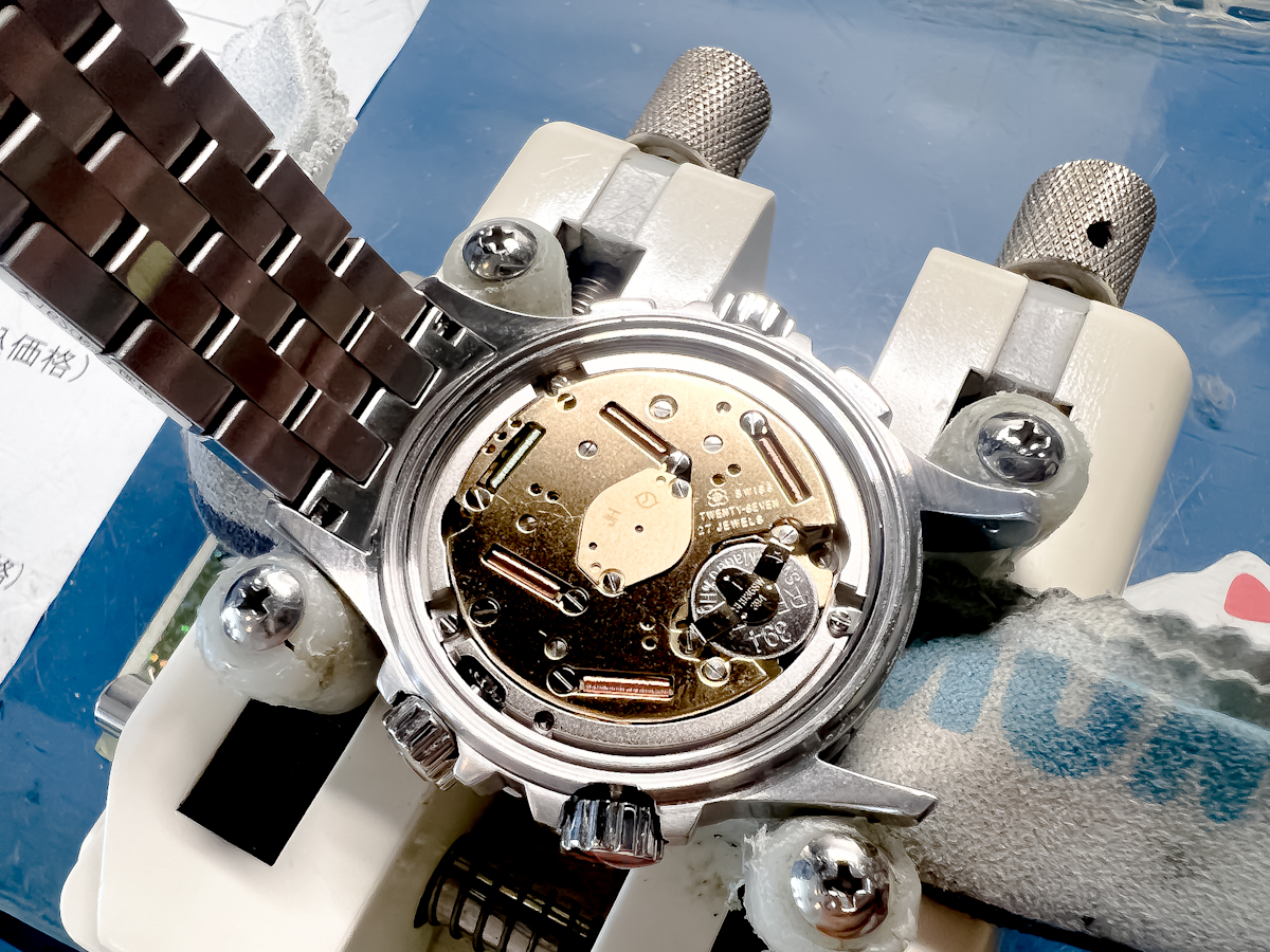 HAMILTON KHAKI E.T.O.電池交換。ゴツカッコイイハミルトンの電池交換