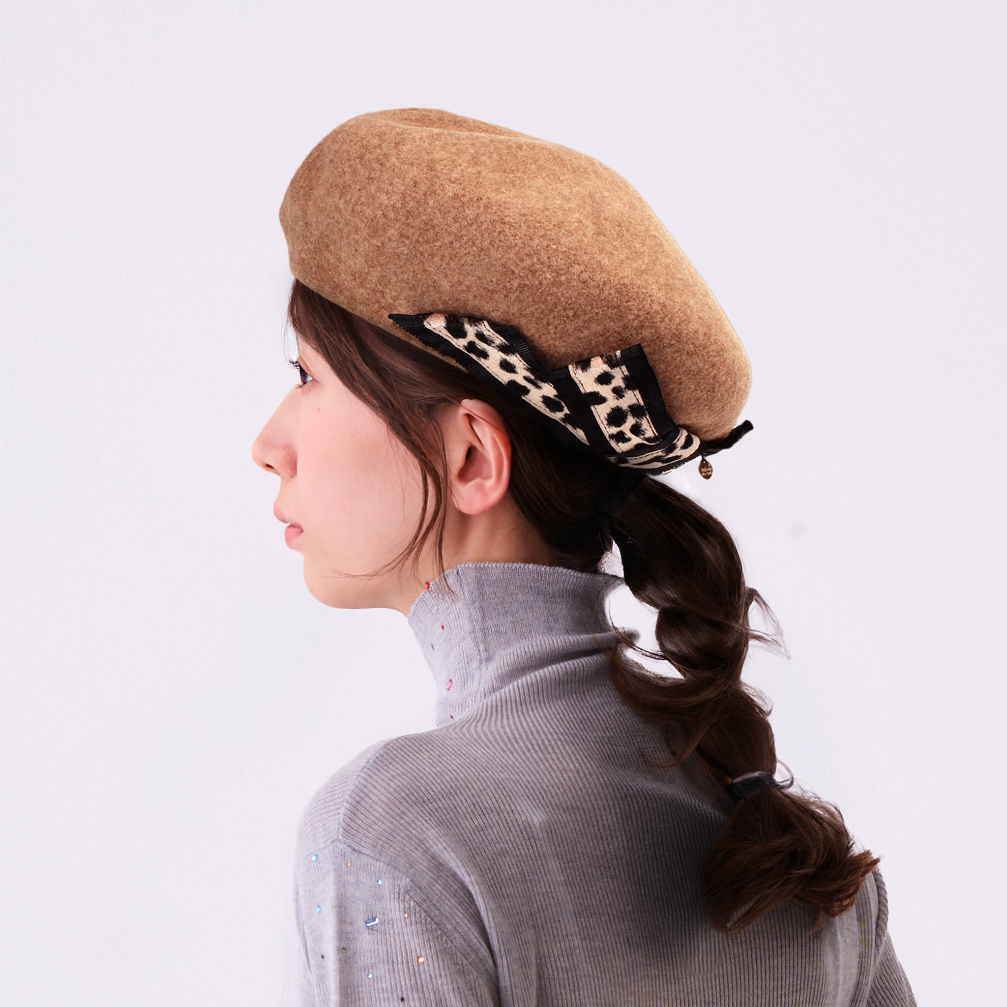 ATH-515-model.jpg?crop=center&