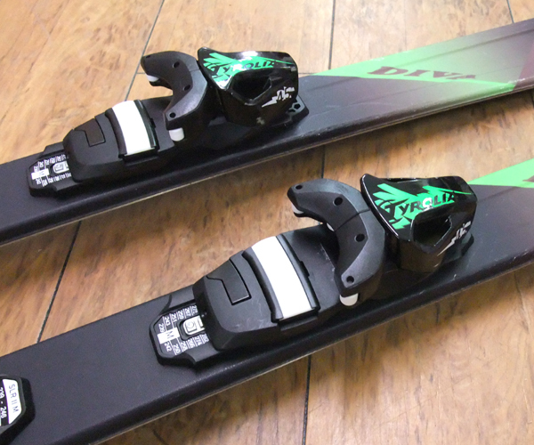 スキー Hart DIVA D5.2 RC スキー Hart DIVA D5.2 RC スキー Hart DIVA