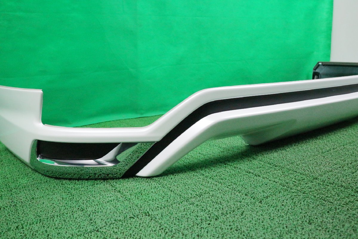 1108 300 ランクル ランドクルーザー 純正 モデリスタ リヤスカート