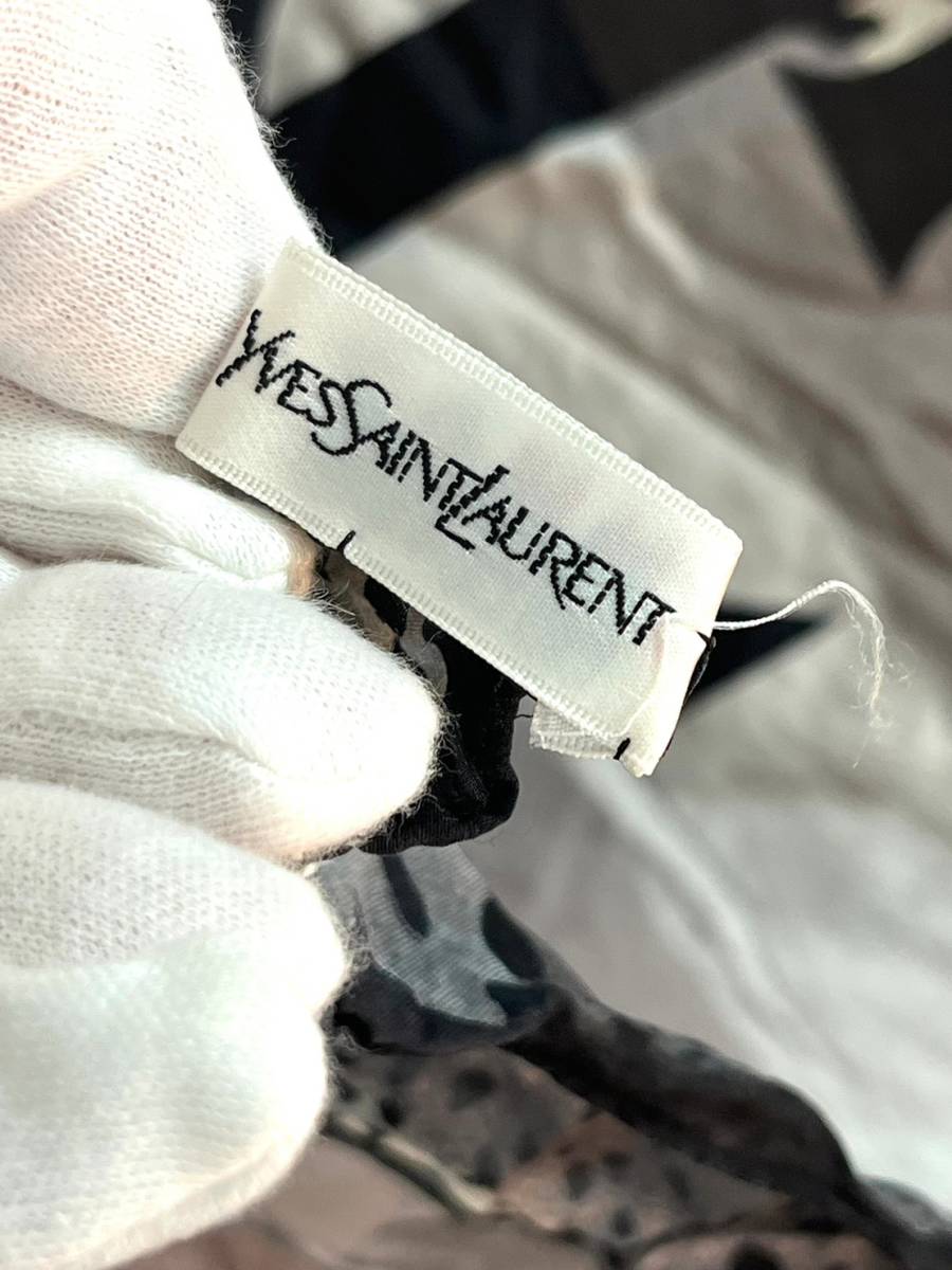 良品】Yves Saint Laurent イヴ サンローラン ヒョウ柄 レオパード YSL