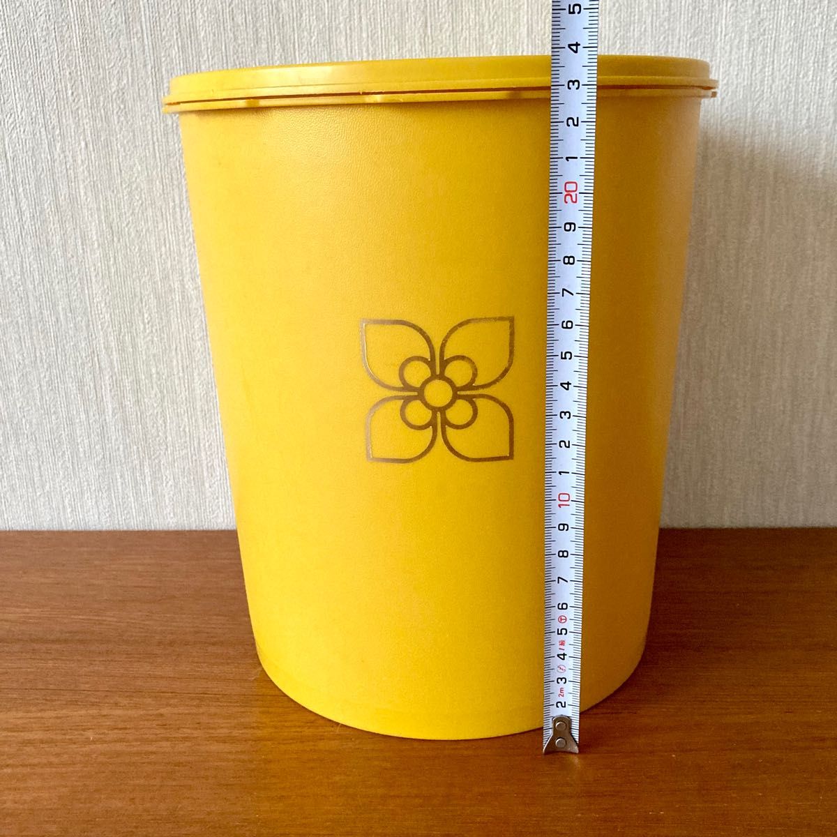 Tupperware】ビンテージ大型デコレーター4点セット｜Yahoo!フリマ（旧