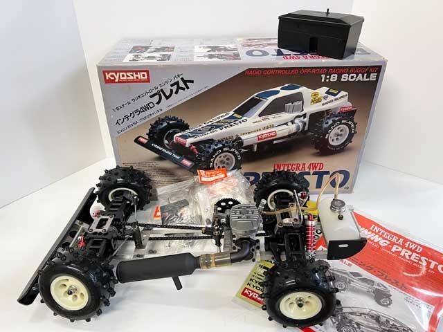 京商RC、4WD当時品、車名は、分かりません。ジャンク品 京商