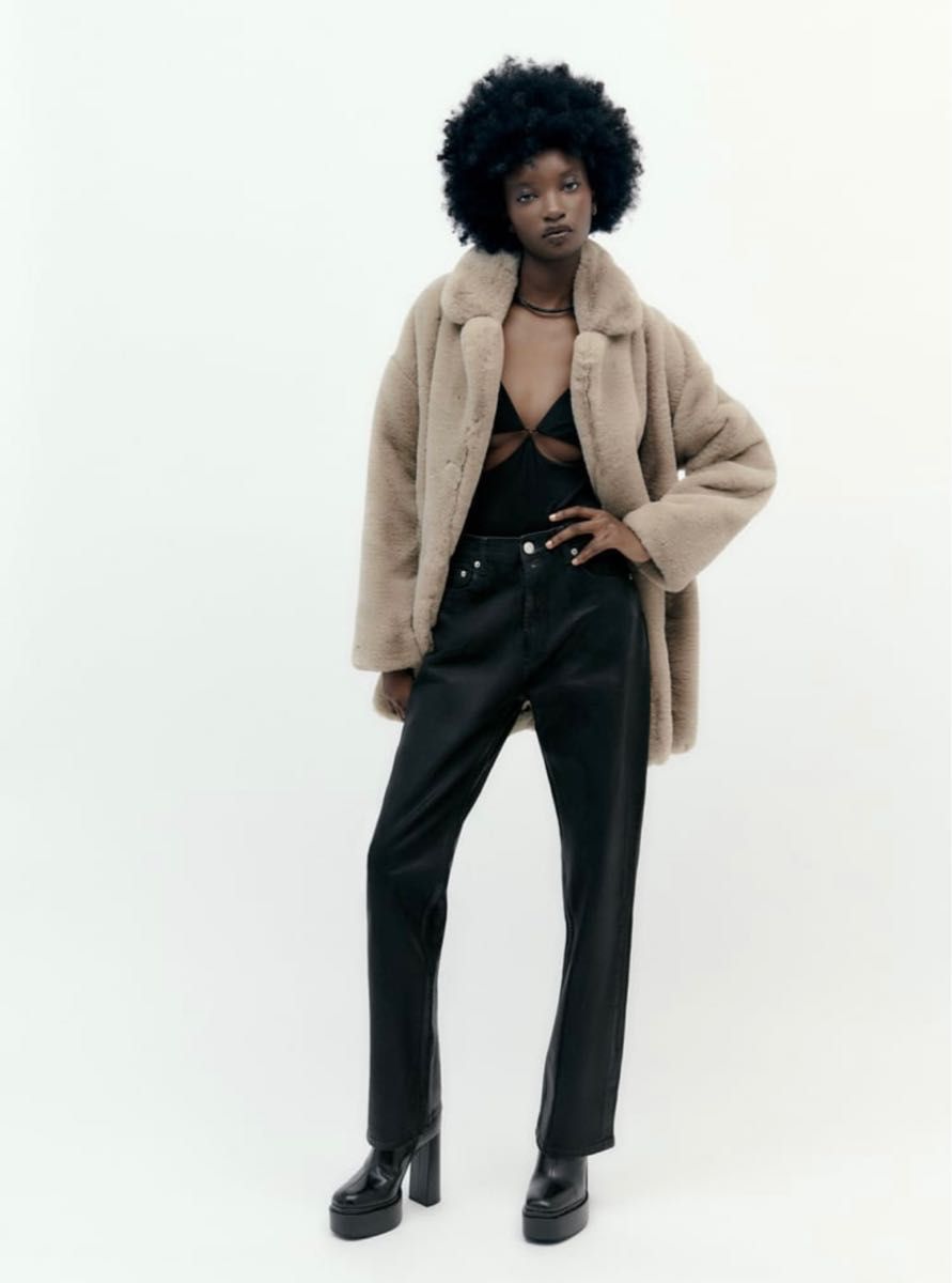新品タグ付定価1万6千円 ZARA ザラ フェイクファーコート ベージュ L