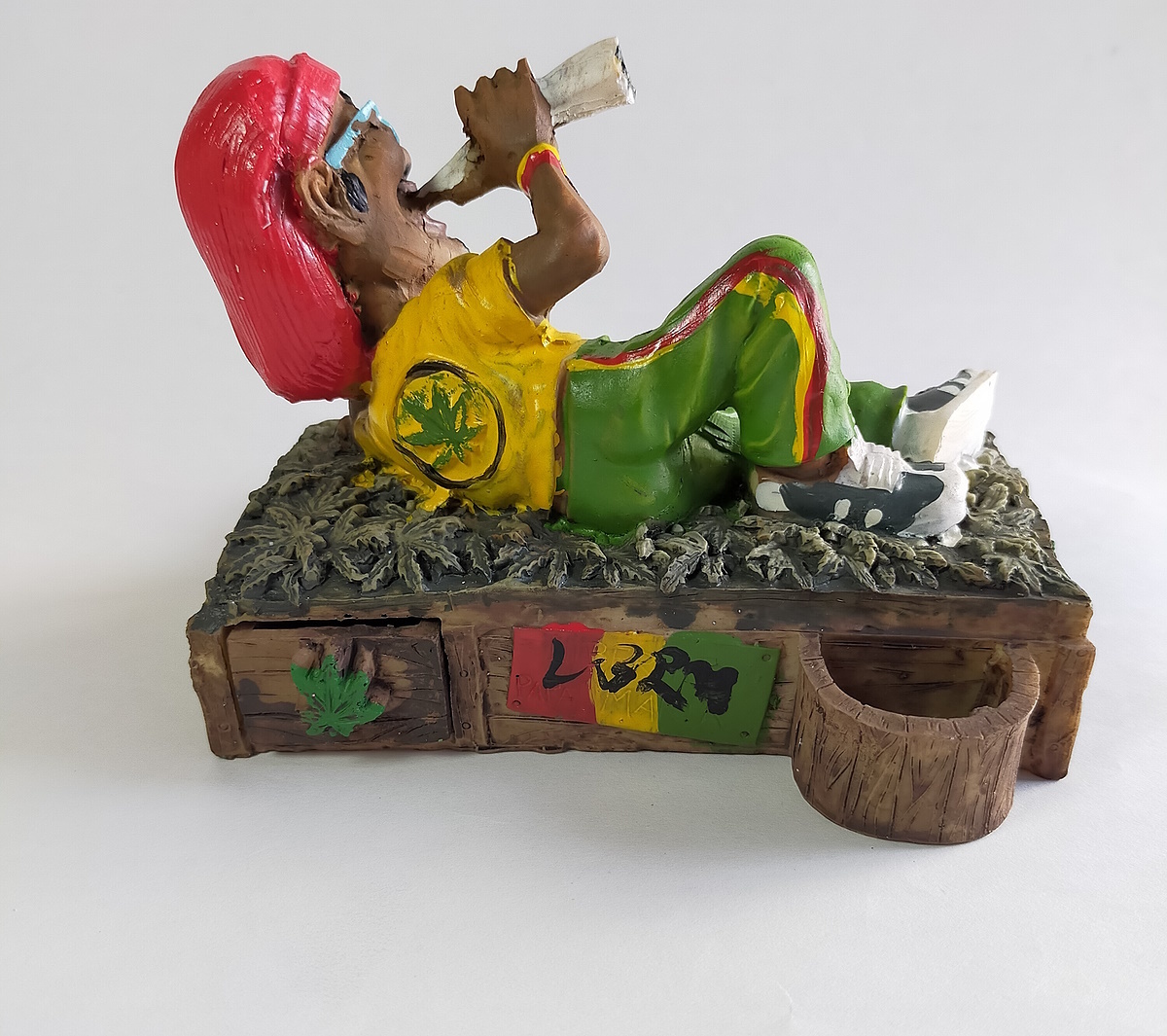 ラスタマン 灰皿 レゲエ ジャマイカ 置物 大麻 Rasta Jamaican Man