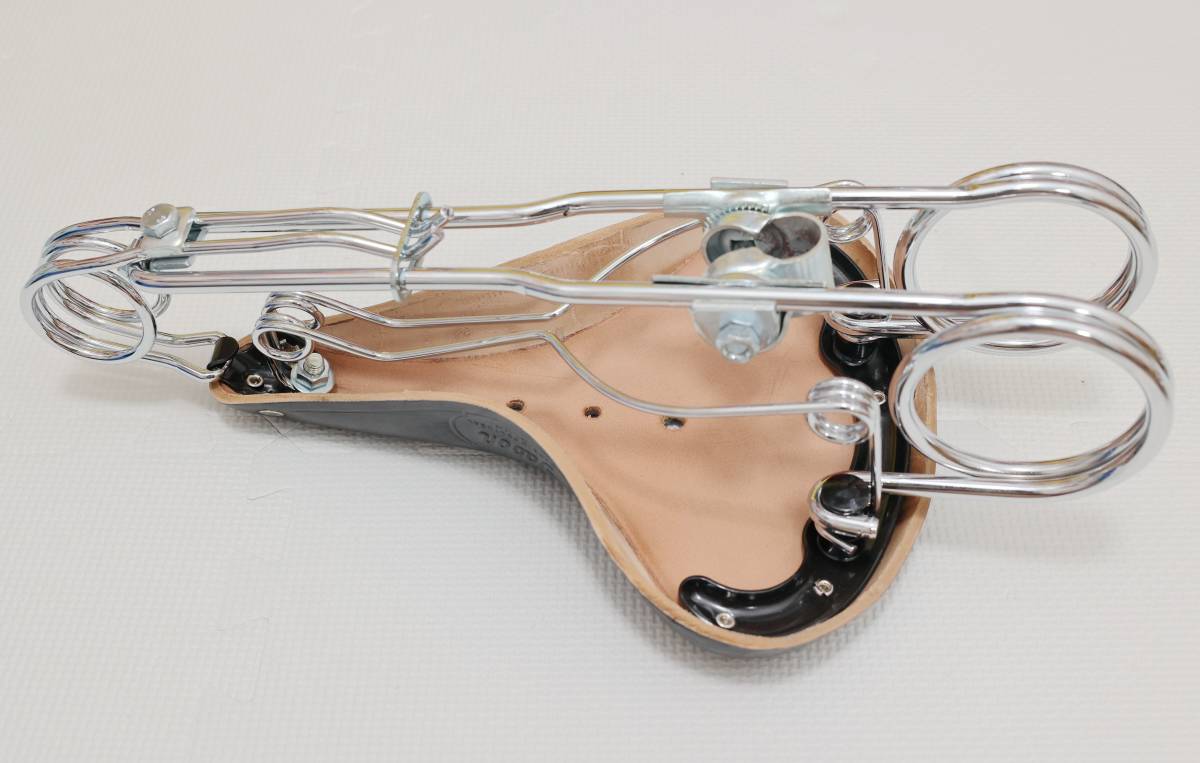 Tabor ポルトガル製 本革サドル コレクション品 大型スプリングサドル