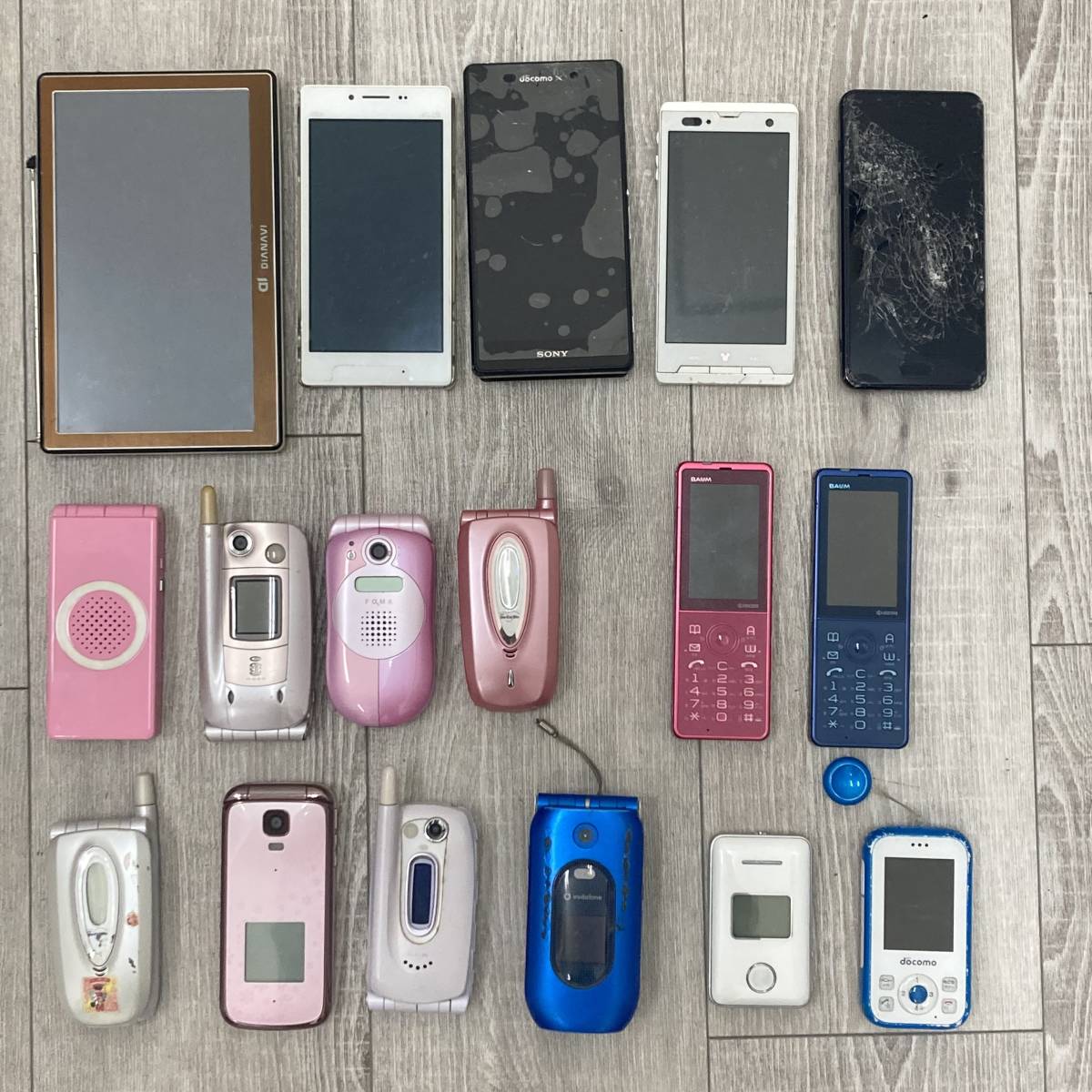 携帯電話 43点 ジャンク品 まとめ売り(I98) 携帯電話 43点 ジャンク品