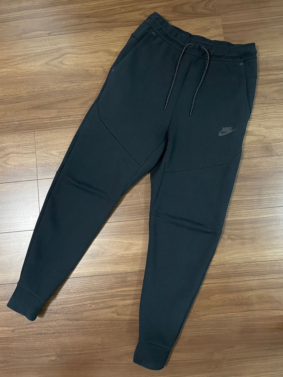 ナイキ サイズS メンズ 現行テックフリース セットアップ ブラック