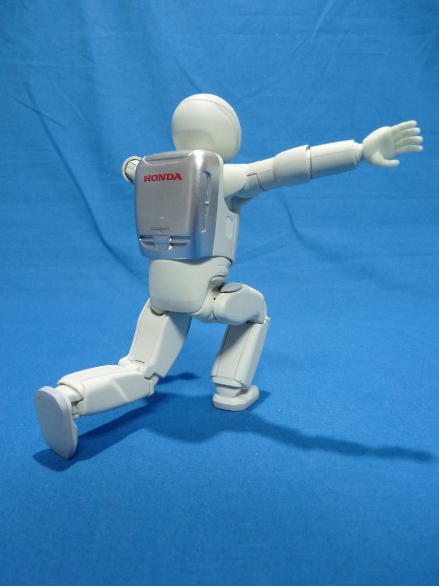Yahoo!オークション - ASIMO アクションフィギュア Ⅲ AS121 1/8 / HON