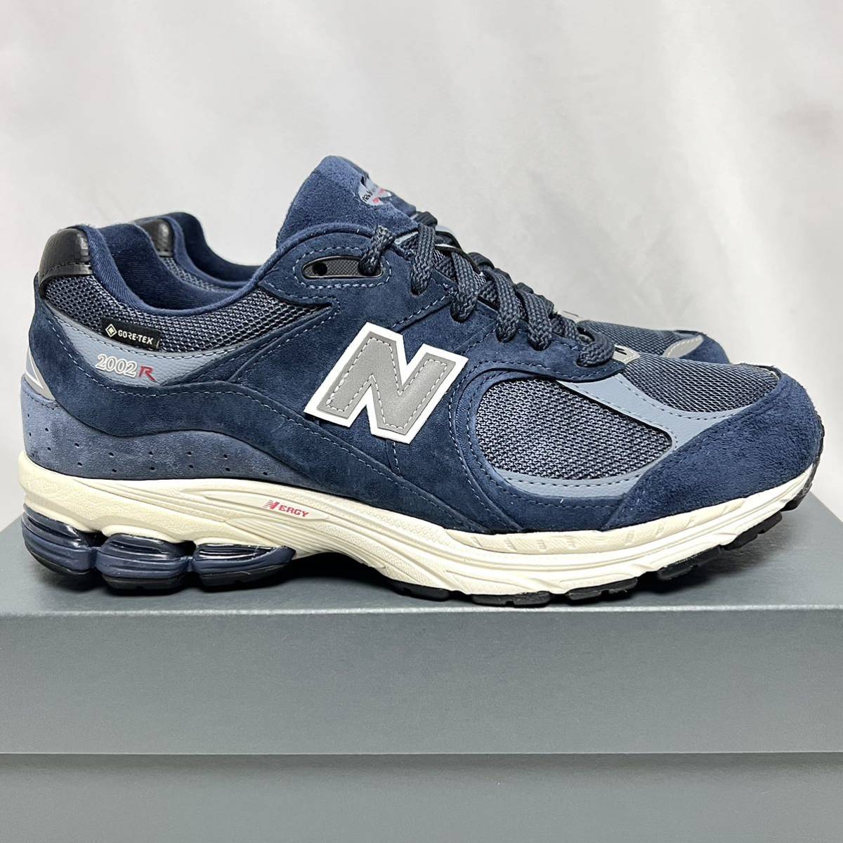 27 5cm 新品 2002R ゴアテックス ネイビー GORETEX 防水 NEWBALANCE