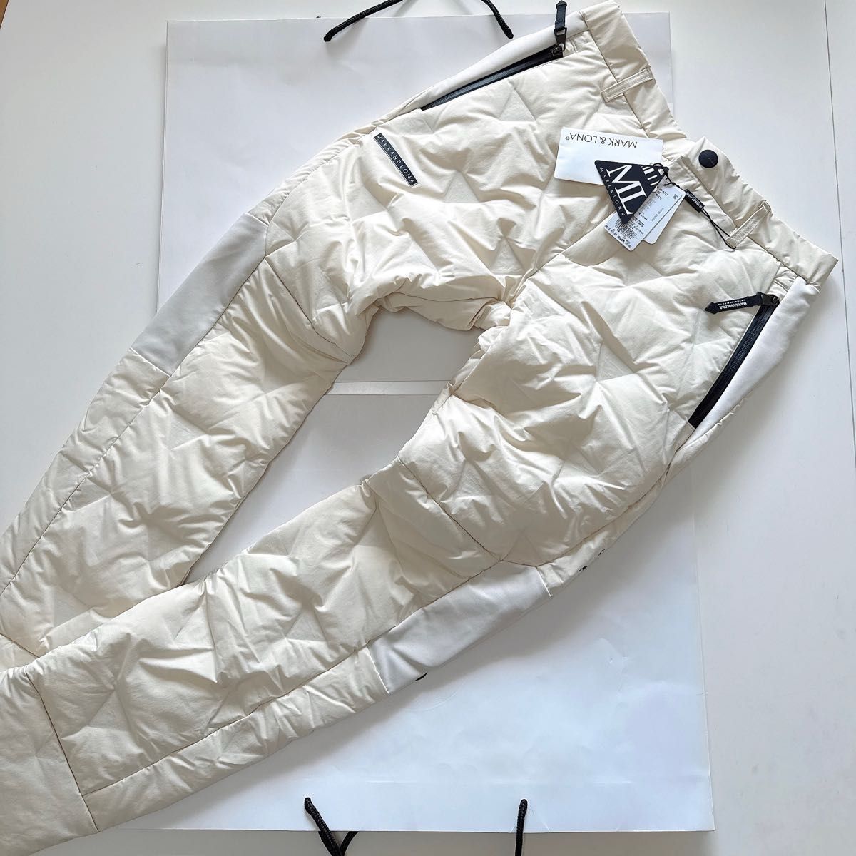 新品 ダウンパンツ MARK&LONA 】 マークアンドロナ パンツ メンズ46