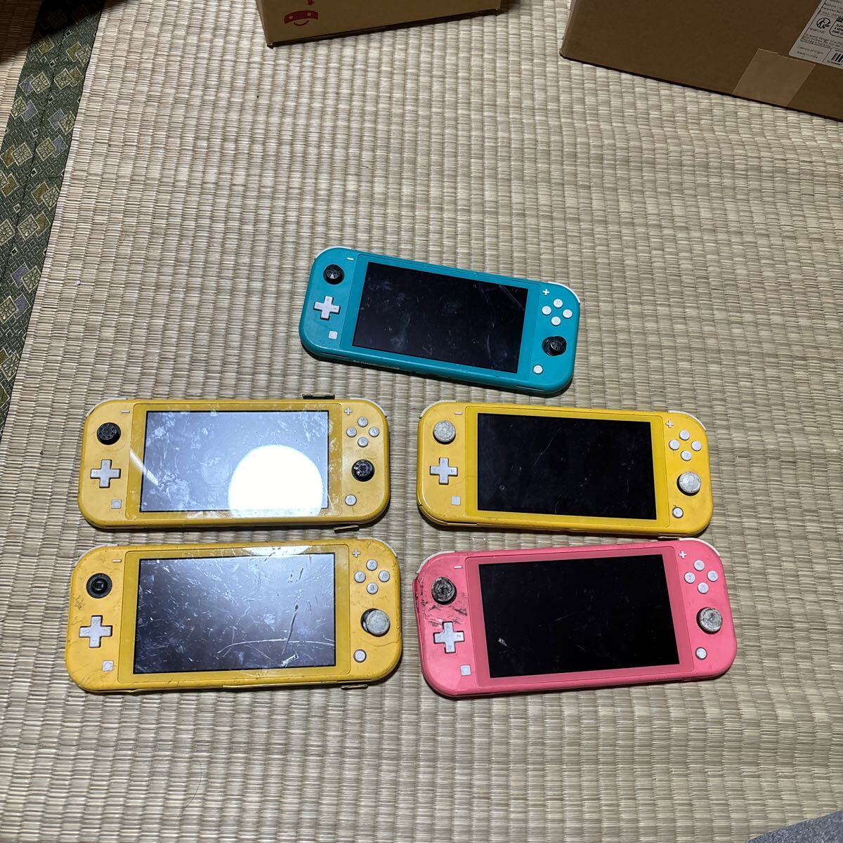 Yahoo!オークション - ニンテンドースイッチ ライト まとめ売り5点 ジ