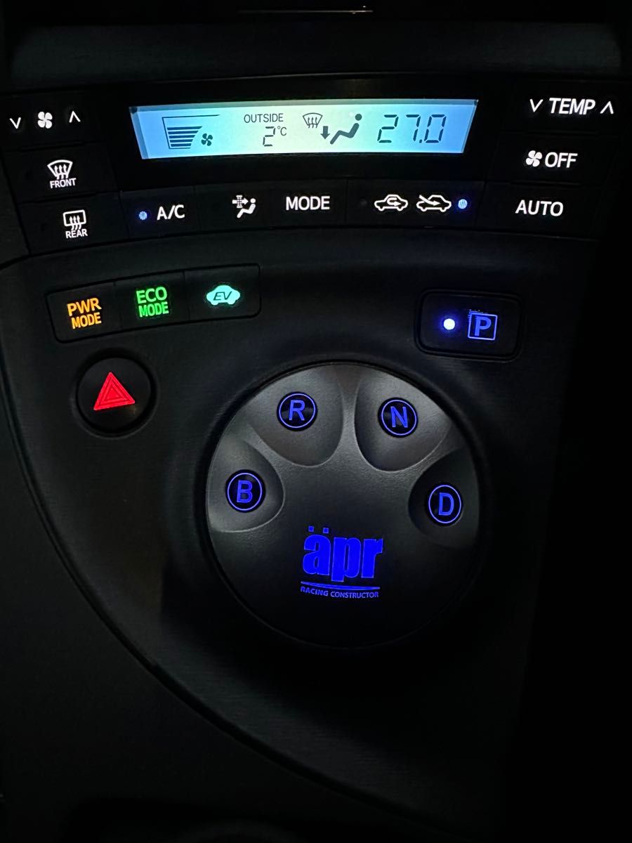 ZVW30プリウス 前期 エアコン シフト スタートスイッチ LED打ち替え2