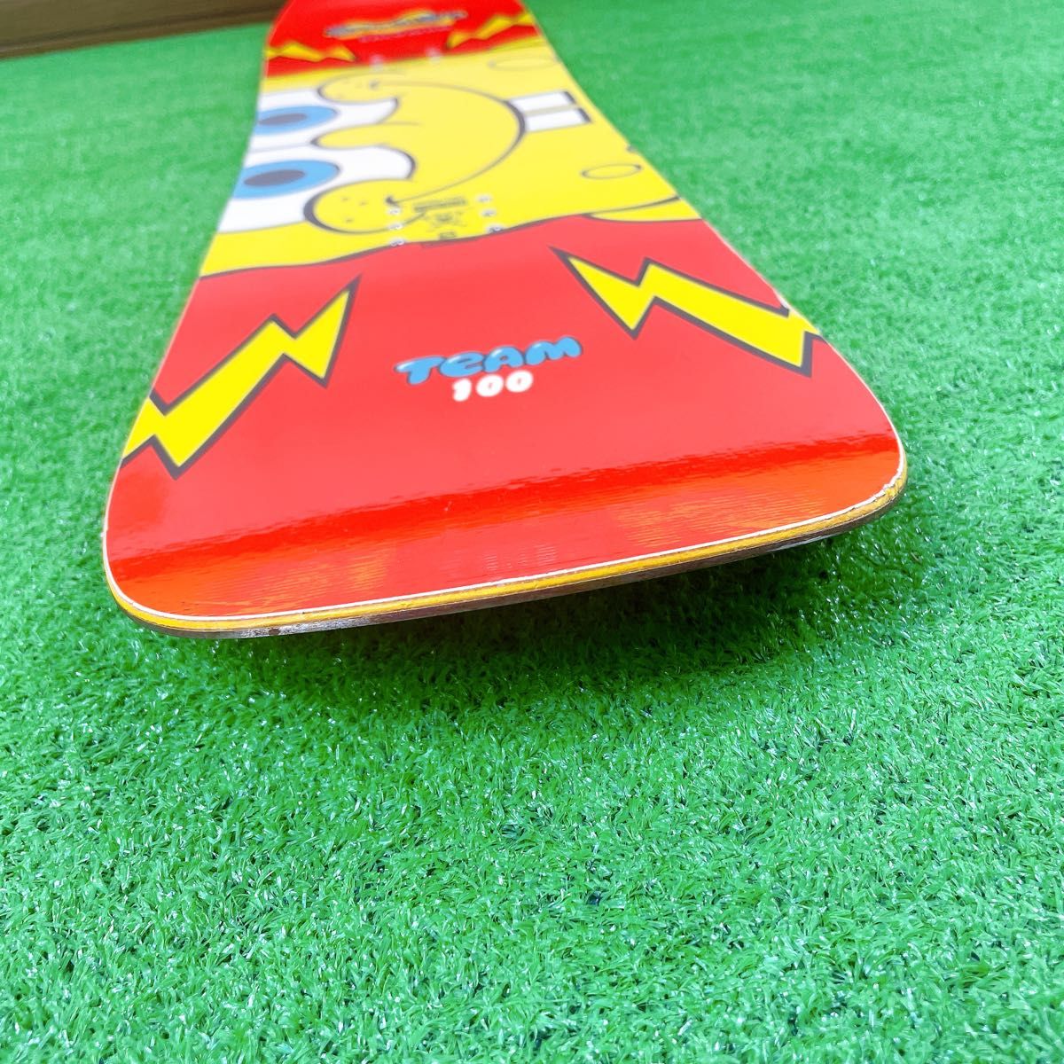 サロモン スポンジボブ コラボ スノーボード 100cm スノボ 板 子供