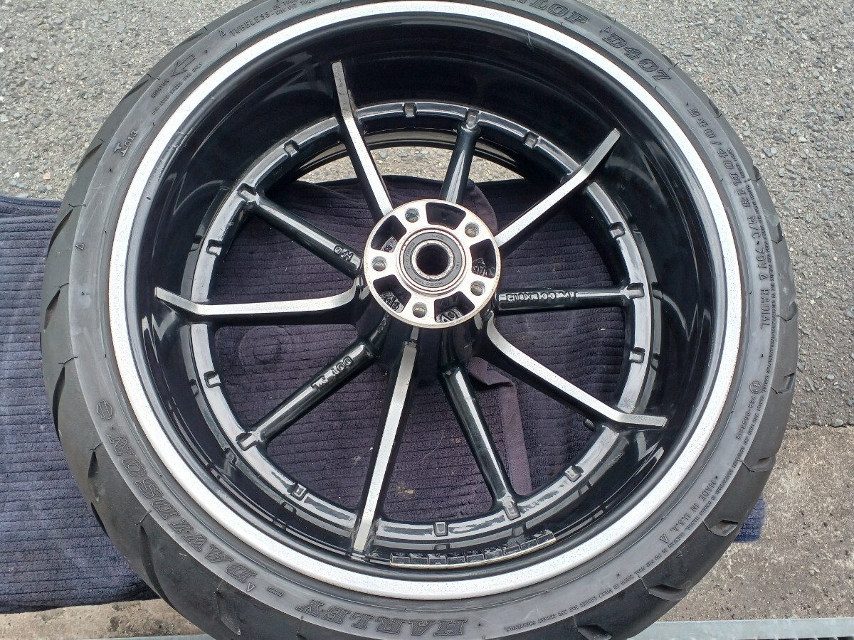 ダイナ リアホイール ハーレー 純正 中古 バイク 部品 17X4.50