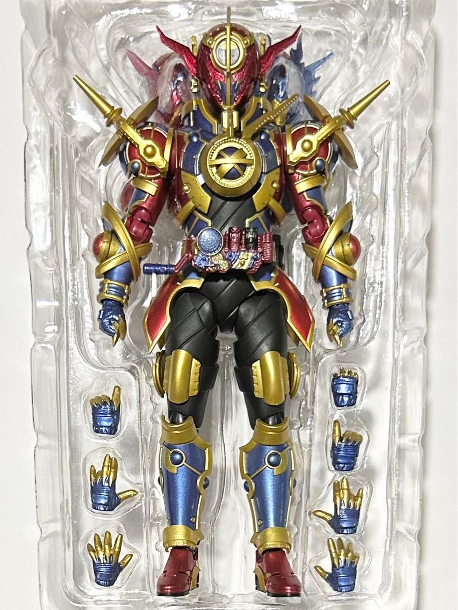shフィギュアーツ 仮面ライダーエボルフェーズ1.2.3 、クローズマグマ