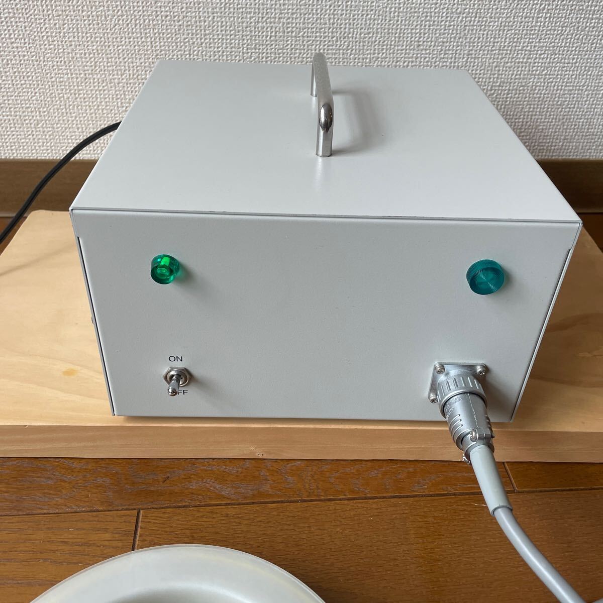 Yahoo!オークション - 【超美品】復刻版「超強力神経波磁力線発生器」M