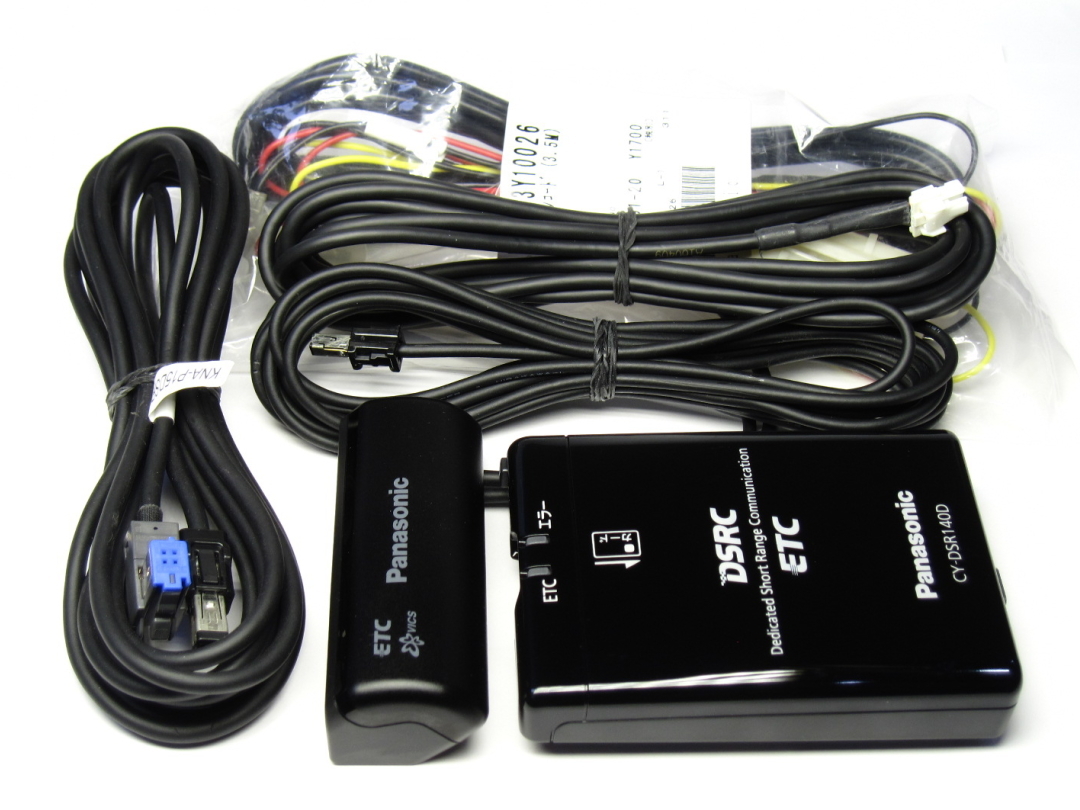 ナビ連動型 パナソニック DSRC 車載器CY-DSR140D CY-DSR140D [アンテナ