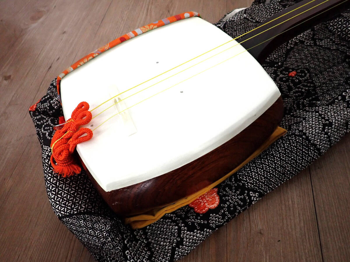 三味線 短棹 中棹 丸打胴 東さわり ハードケース 弦楽器 和楽器 三味線