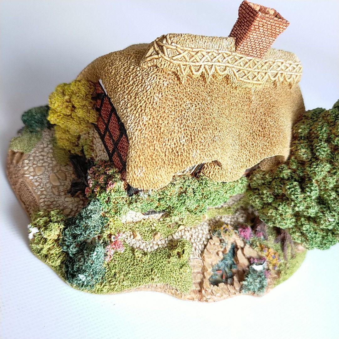 リリパットレーンLilliputLane HoneysuckleCottage Lilliput Lane