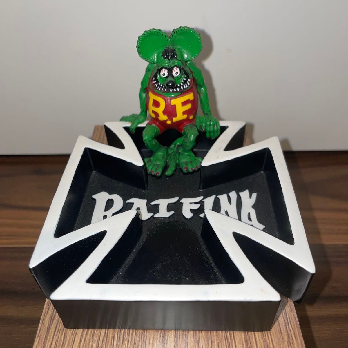 RATFINK ラットフィンク 小物入れ 灰皿 ラットフィンク RatFink 灰皿