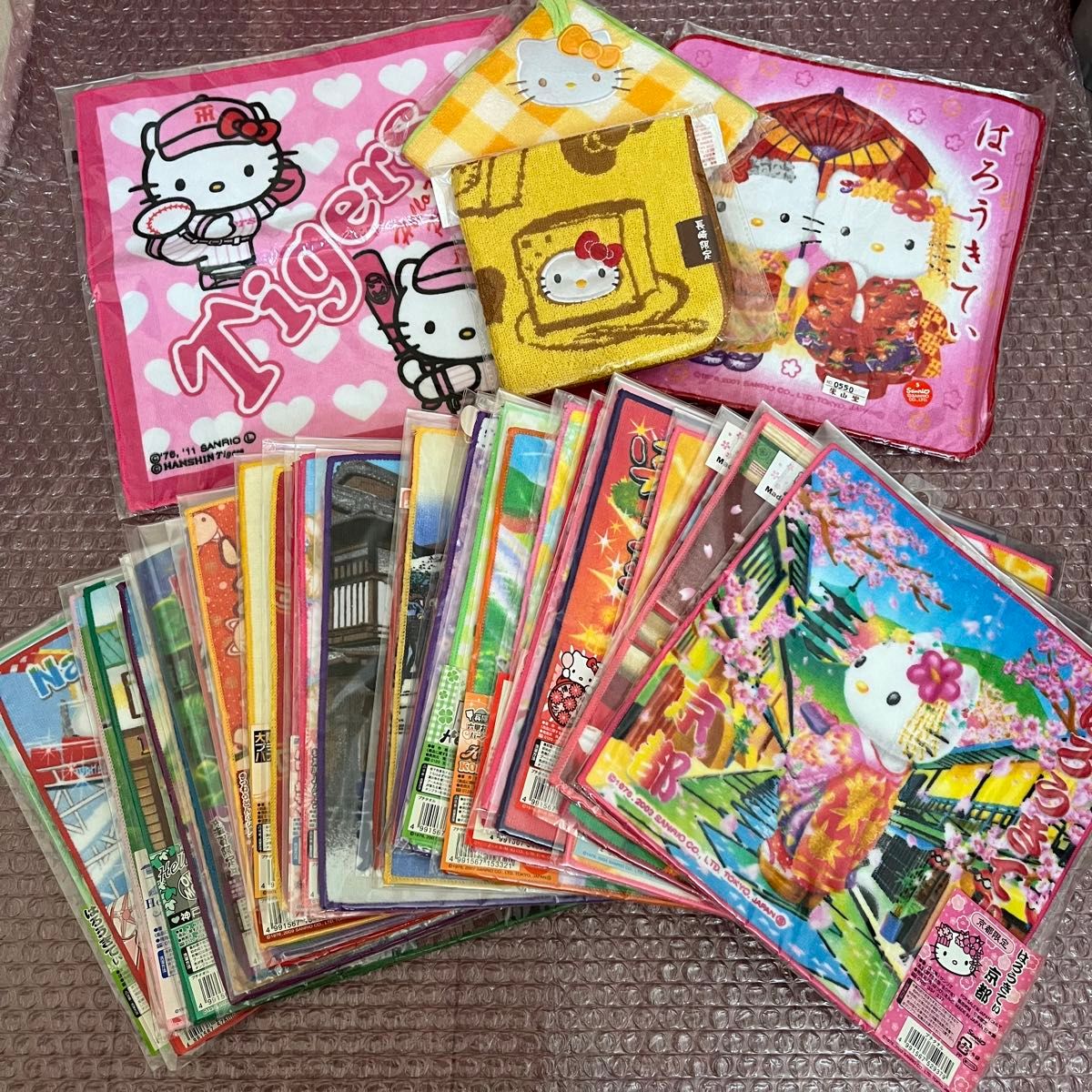 ハローキティご当地タオル／ハンカチ 24枚 【公式通販】