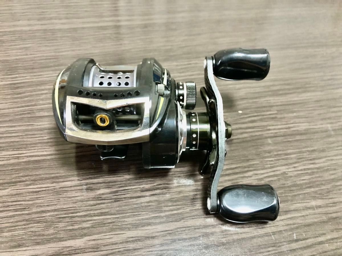 レボ LTZ AE74 レーシング 左ハンドル アブガルシア REVO レフトAbu