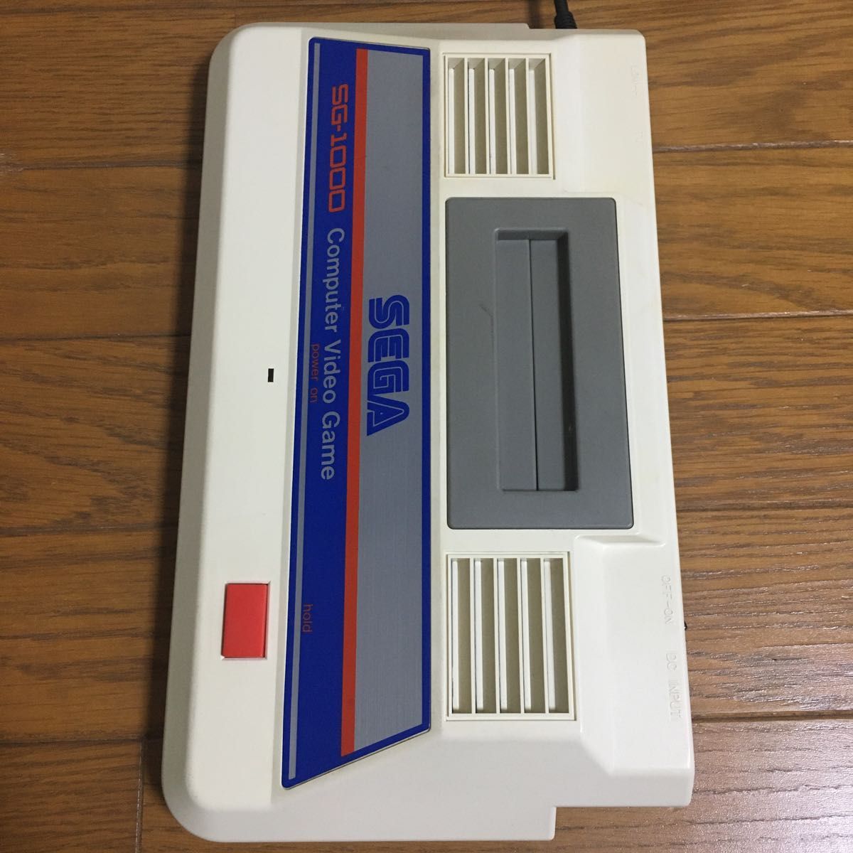 動作確認済み】 SEGA セガ SG-1000 本体 オマケソフト4本 + 2P