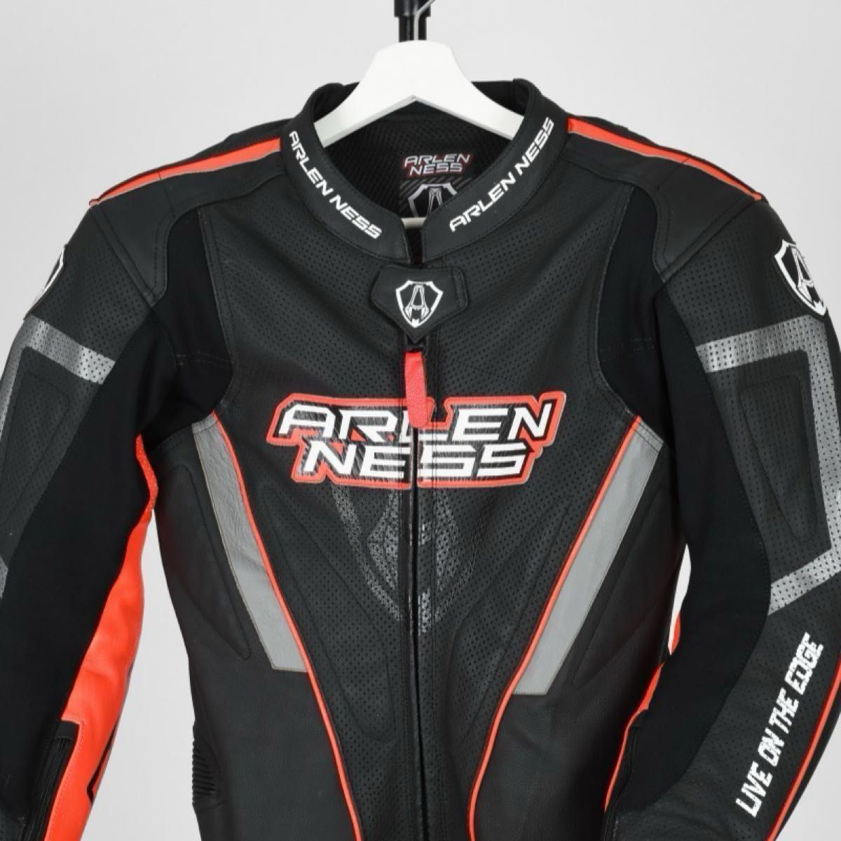 ARLENNESS 48 身長〜170程度 定価16 9万 レーシングスーツ 革ツナギ