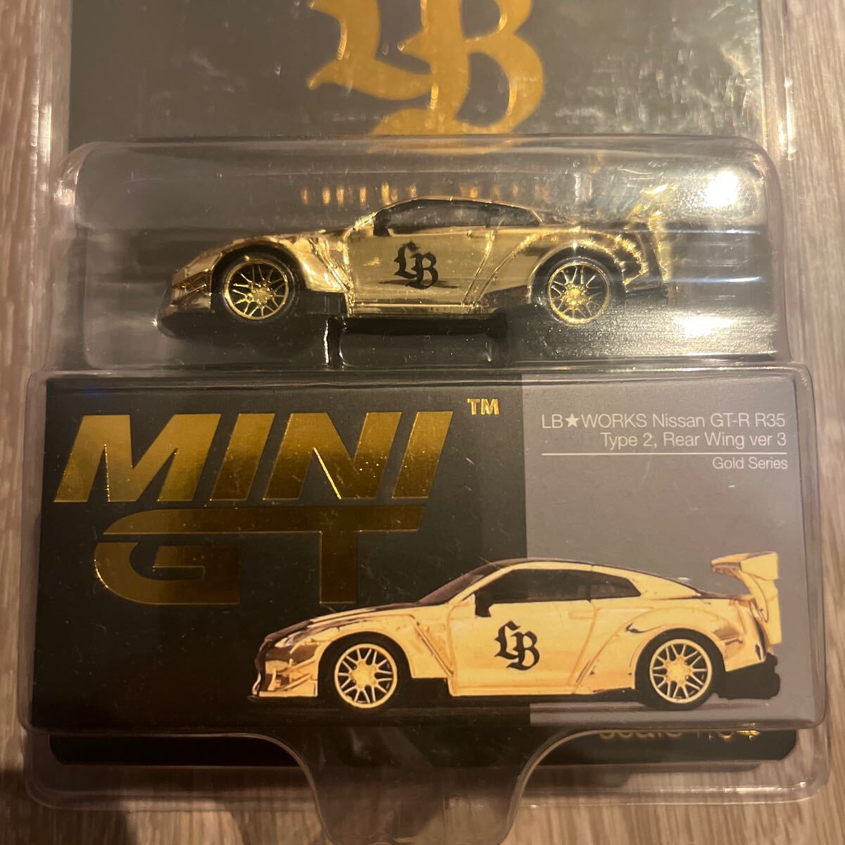 1/64 Mini GT LibertyWalk GTR35 GOLD リバティーウォーク東京原宿限定