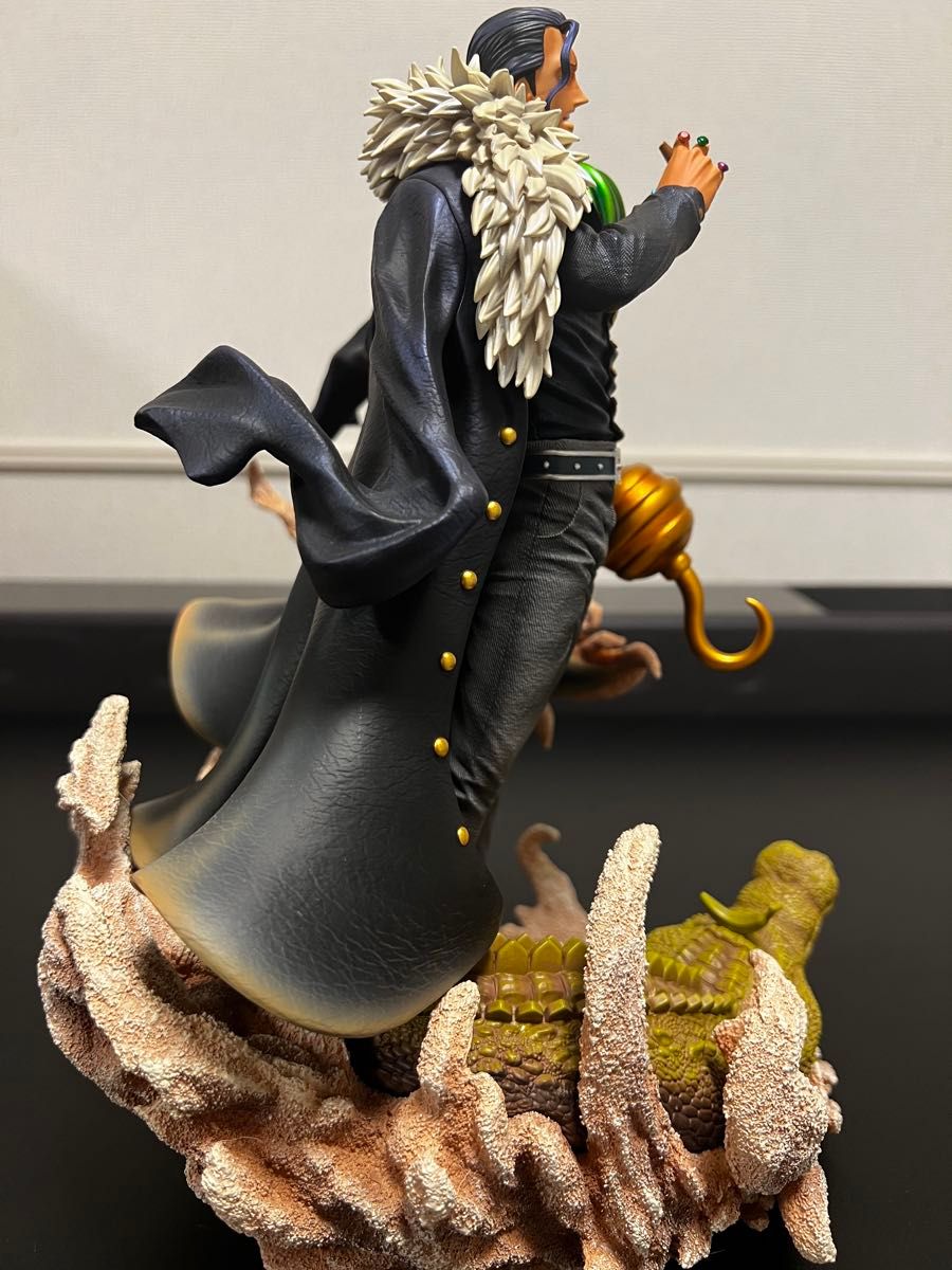 ONE PIECE ワンピース サークロコダイル フィギュア ガレージキット