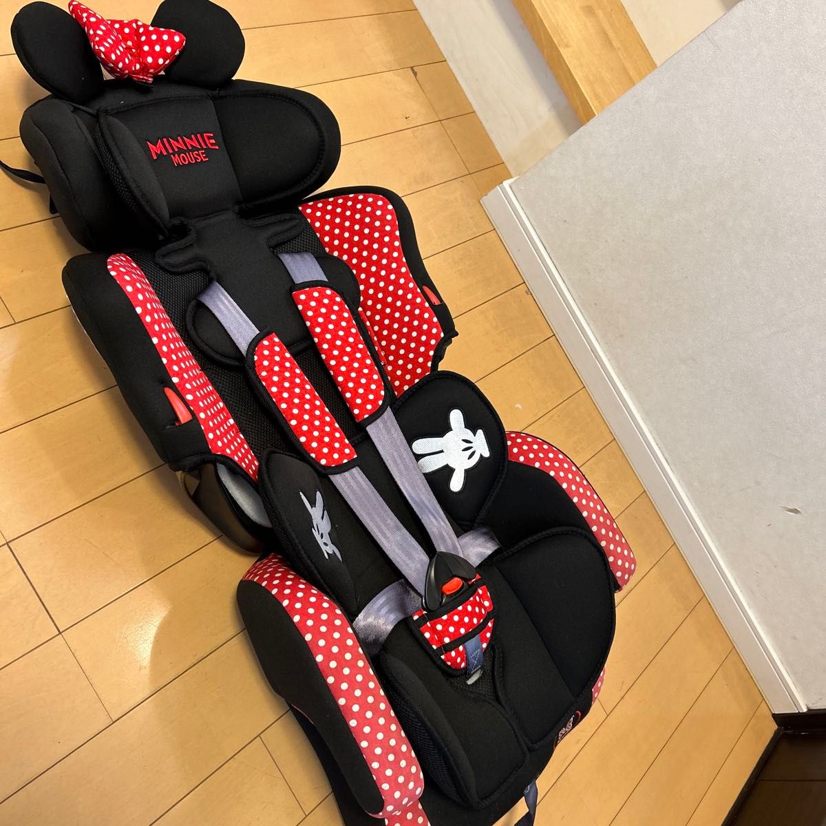 ミニーマウス ジュニアシート ディズニー 西松屋限定 チャイルドシート