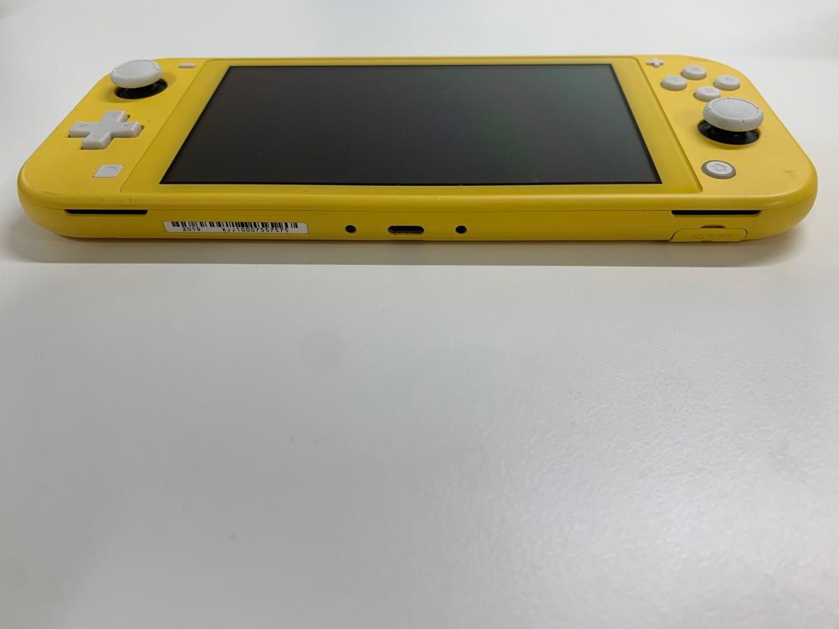 中古】Nintendo Switch Lite 本体 イエロー 充電器なし Amazon.co.jp