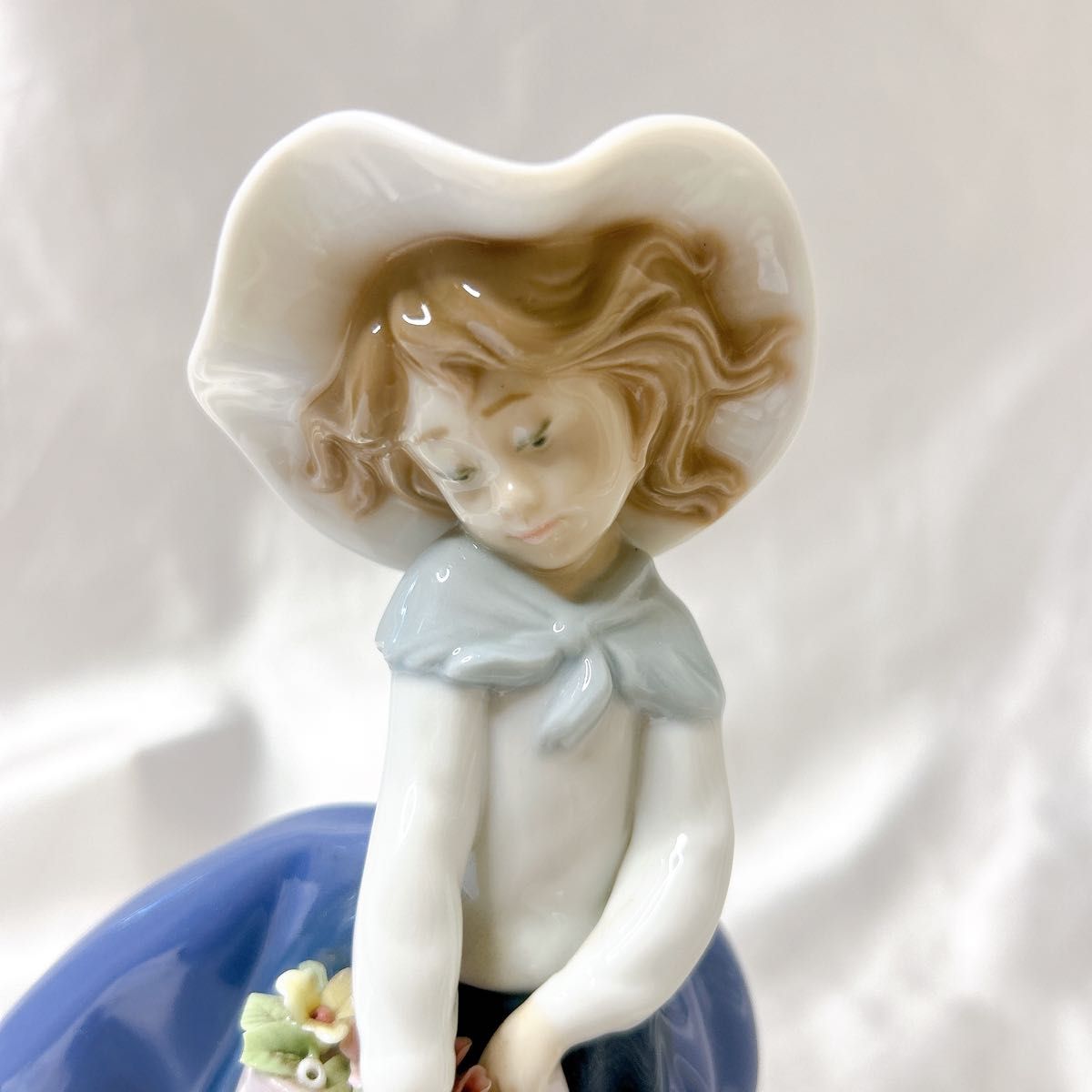LLADRO リヤドロ 「きれいな花ばかり」5222 フィギュリン 置物 陶器