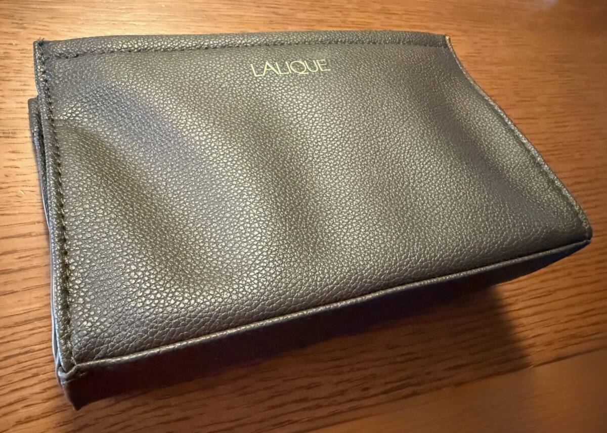 新品 シンガポールAIRLINEファーストクラスアメニティ LALIQUE｜Yahoo