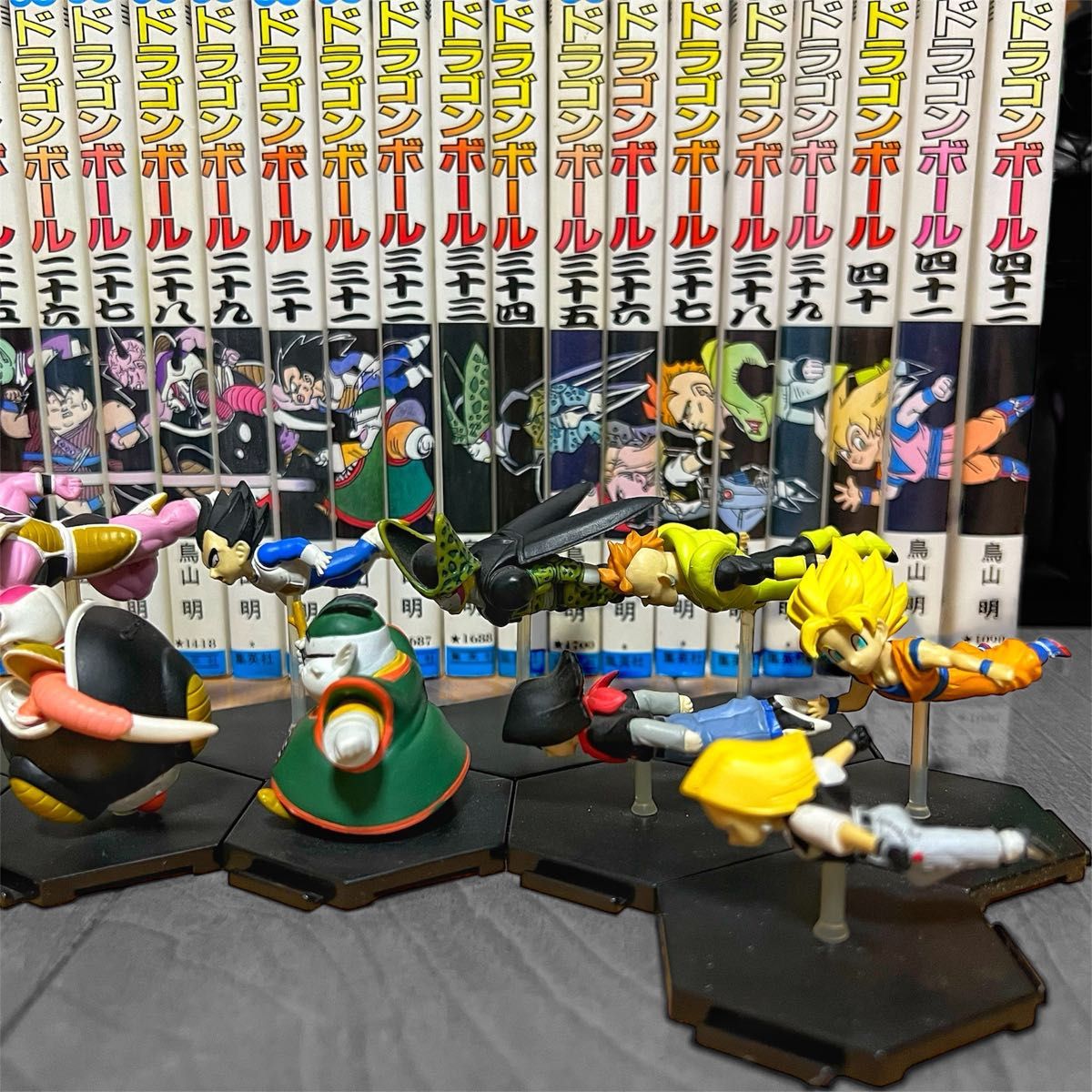 コーラ ローソン限定 ドラゴンボール コミックス 背表紙 フィギュア 第