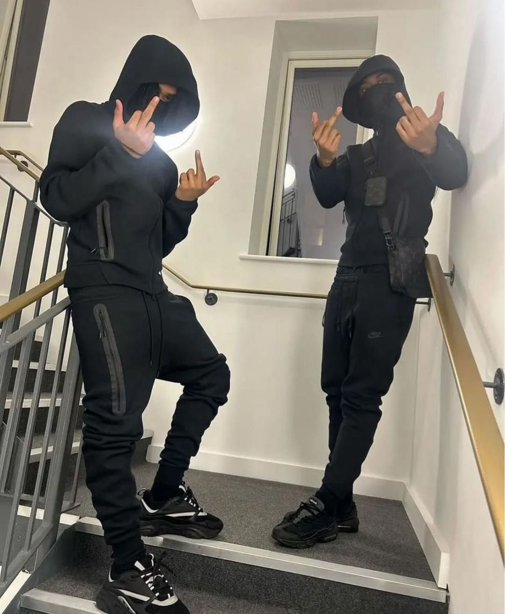 メンズM ブラック テックフリース セットアップ NIKE 廃盤 赤タグ 黒
